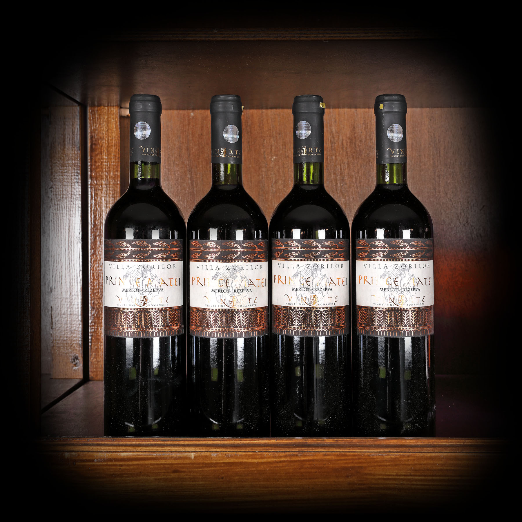 Lot de vinuri Prince Matei, Vinarte, Merlot 2004, 4st x 0,75l