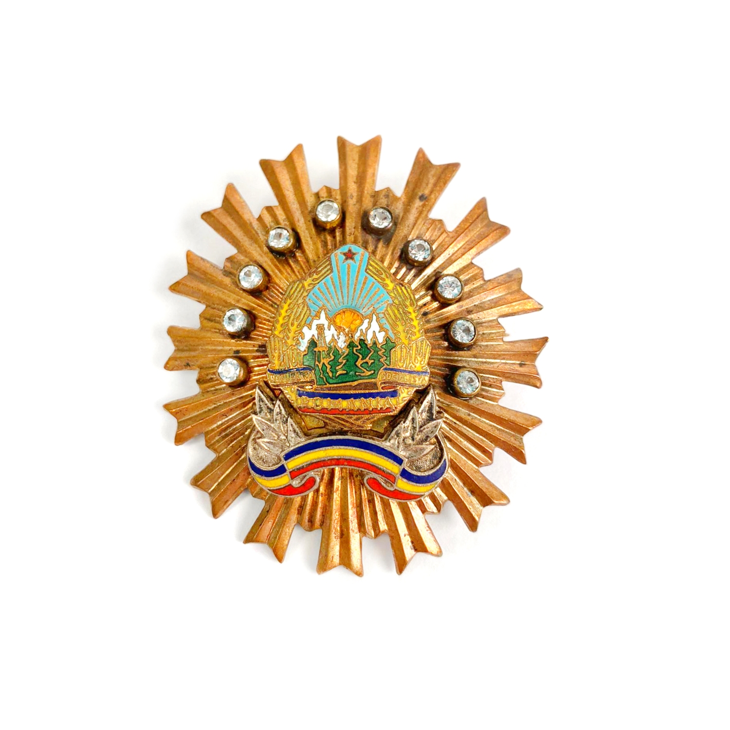 Ordinul „Pentru servicii deosebite aduse în apărarea orânduirii socialiste și de stat”, clasa a III-a (acordat ofițerilor din Securitate), provine din colecția Jean-Philippe Guilbert
