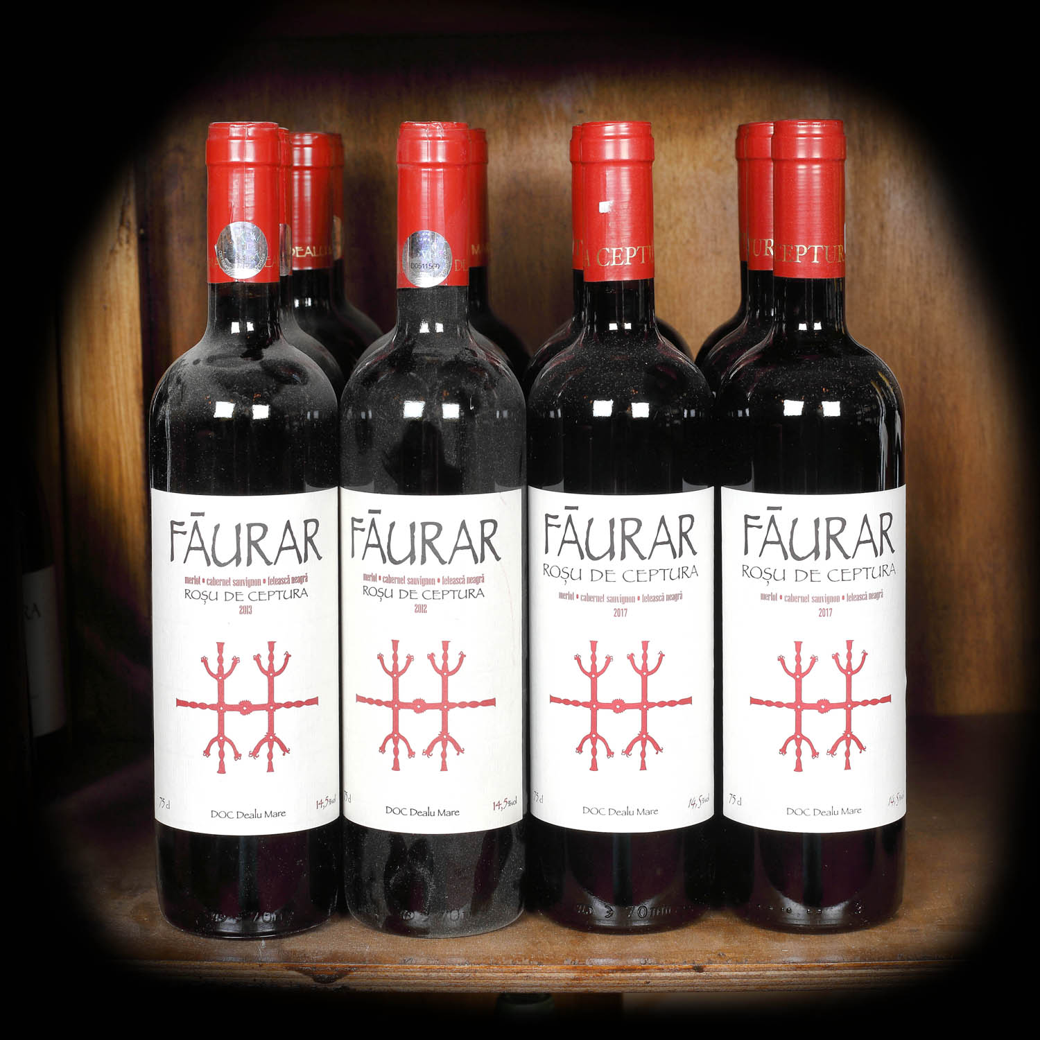 Lot de vinuri roșii, gama Făurar, crama Davino, Dealu Mare, 2012 - 2017, 13st x 0,75l 
