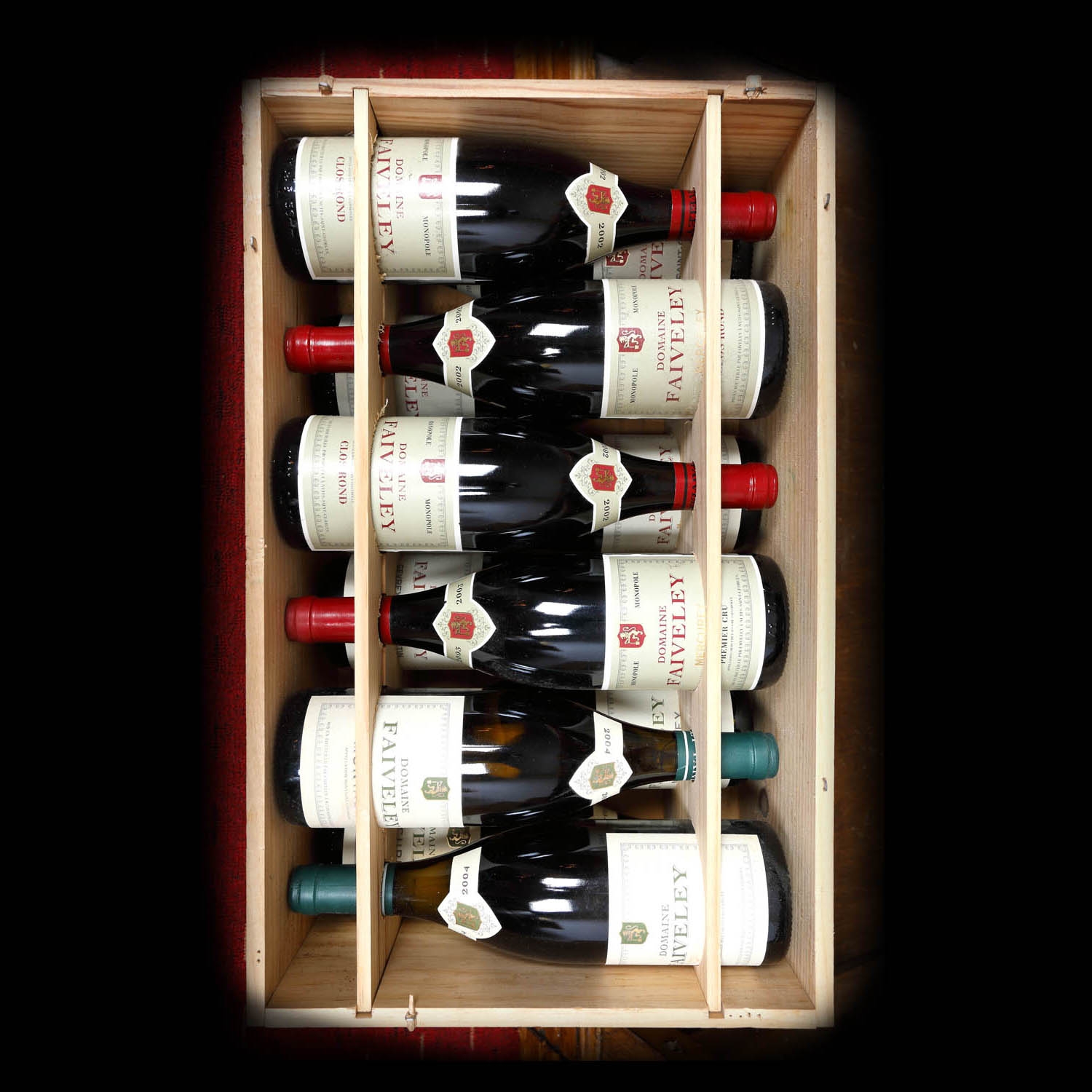 Lot de vinuri Domaine Faiveley, Premier Cru, Burgundy, 2002-2004, 12st x 0,75l, în cutia de lemn originală