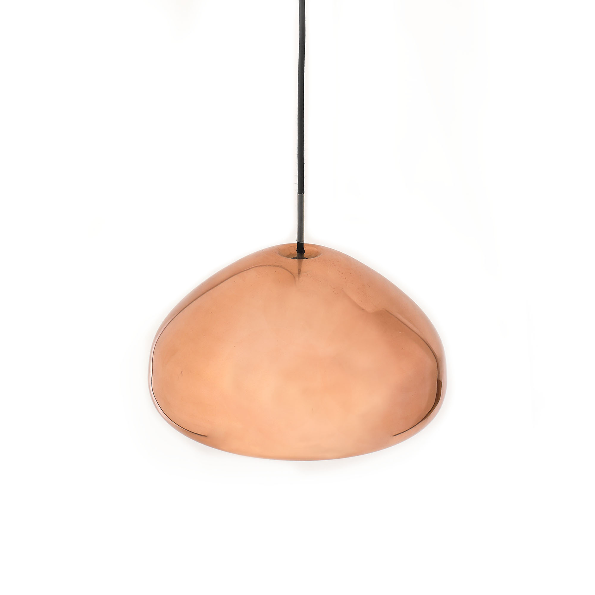 ”Void Pendant” - lampă de tavan, designer Tom Dixon, provine din colecția Jean-Philippe Guilbert