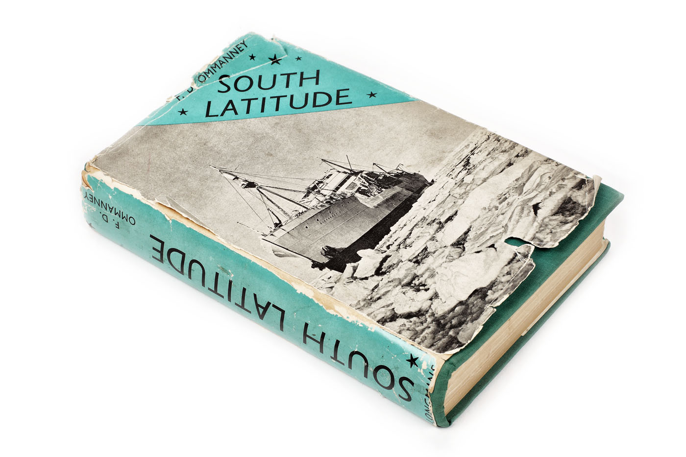 ”South Latitude”, de F.D. Ommanney, engleză, Londra, 1938, purtând semnătura olografă a Reginei Maria, 1938