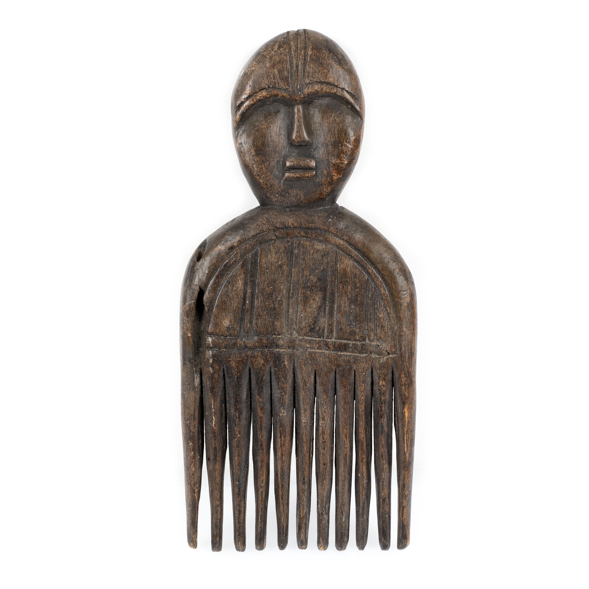 Pieptene pentru afine, din lemn sculptat cu un motiv antropomorf, cca. 1900