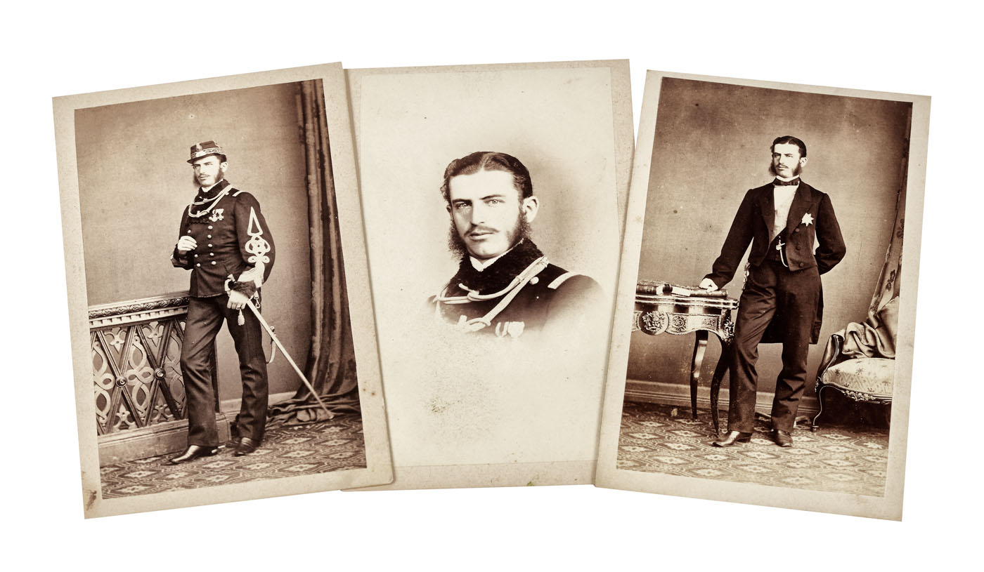 Lot format din trei fotografii de colecţie, ilustându-l pe Domnitorul Carol I în primii ani de domnie
