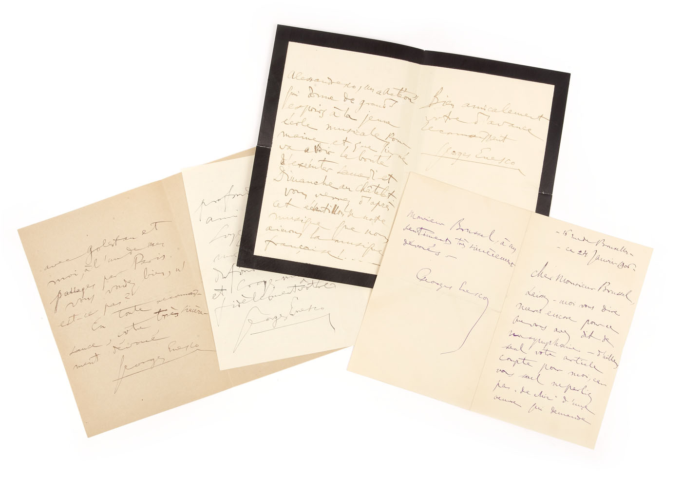 Lot format din patru scrisori trimise de George Enescu către compozitorul francez Gustave Bret, prima jumătate a sec. XX