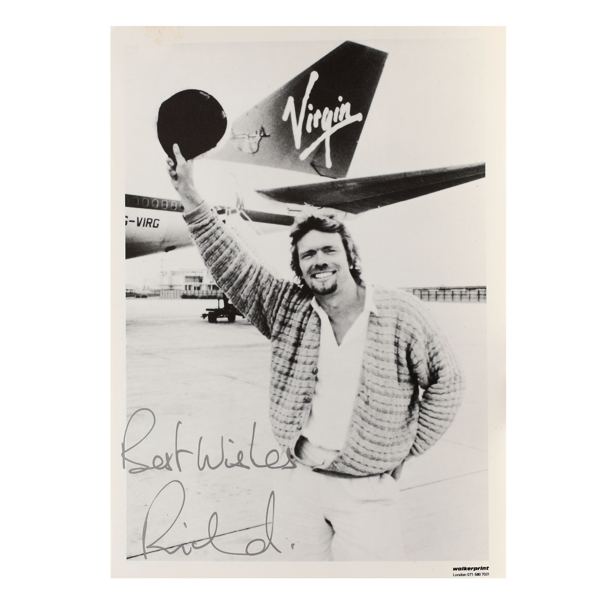 Fotografie ilustrându-l pe Richard Branson, cu semnătura olografă și certificat de autenticitate