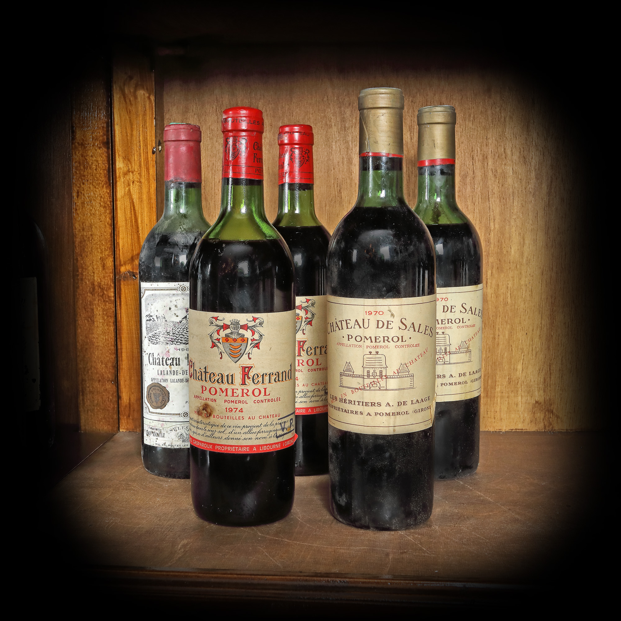 Lot de vinuri din ani excepționali de la castele bordeleze din regiunea Pomerol, 1969-1974, 5st x 0,75l