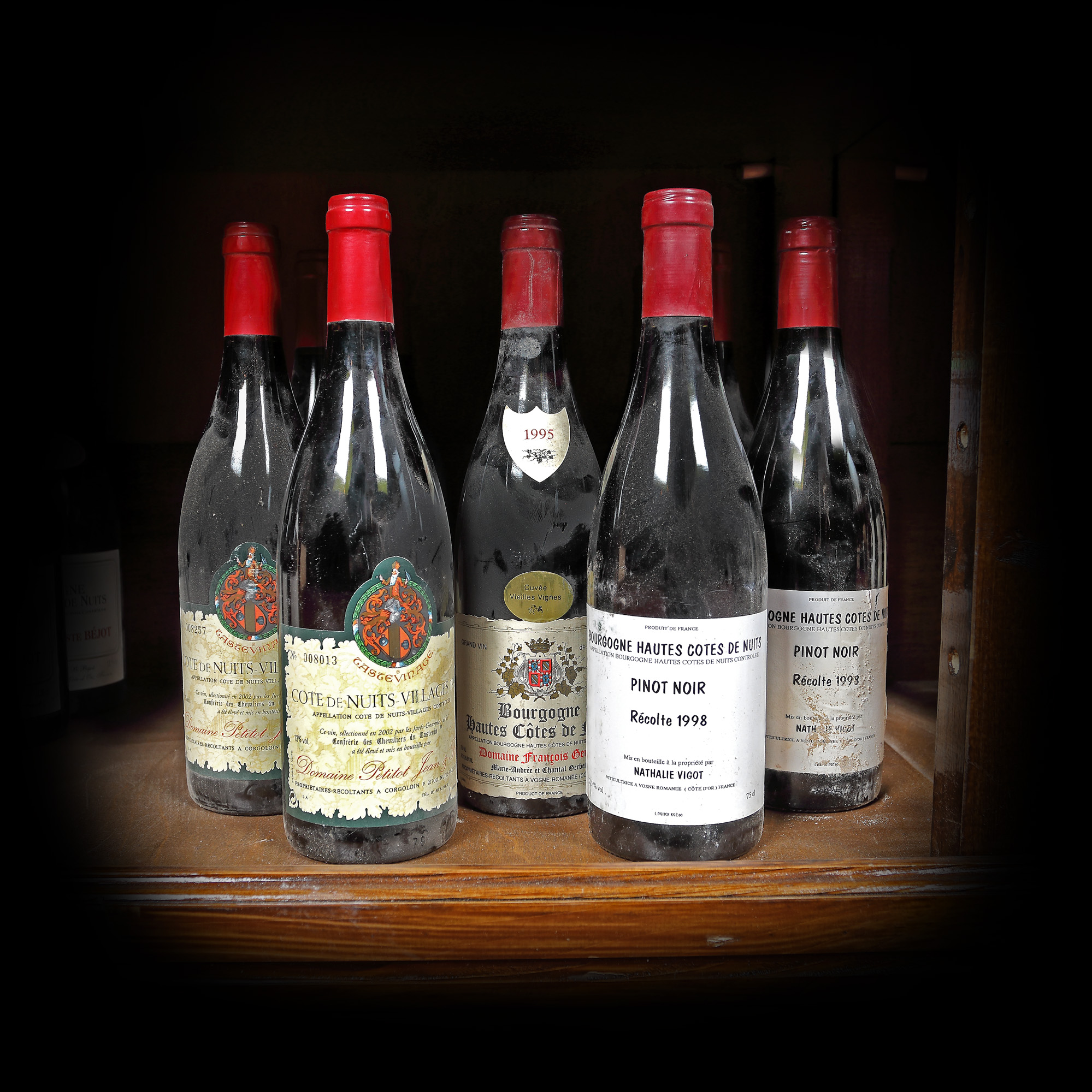 Lot format din vinuri de Bourgogne, 1995/1998/1999, 11st x 0,75l