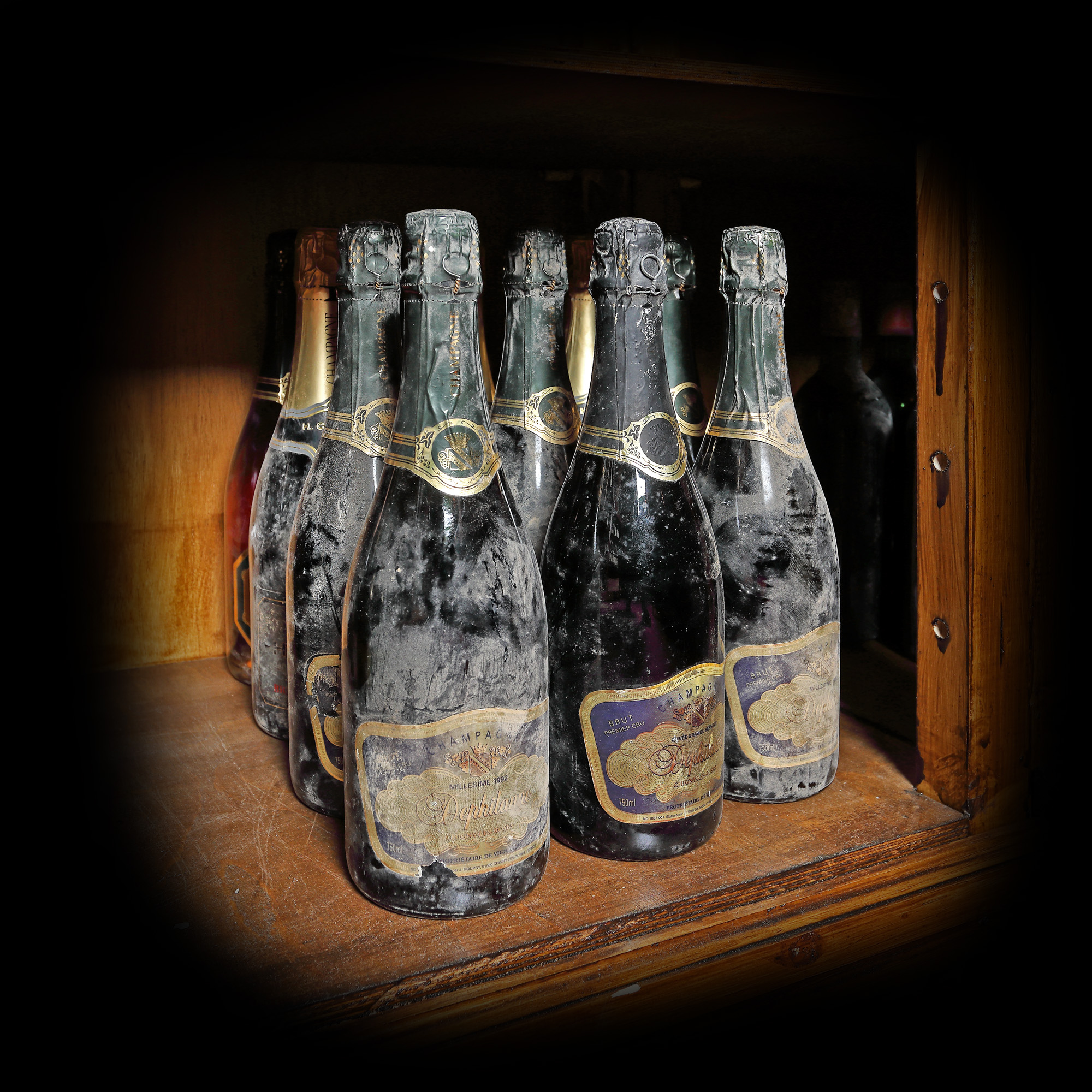 Interesant lot de champagne vintage, inclusiv H. Chauvet & Fils și Gil Roupsy, 12st x 0,75l