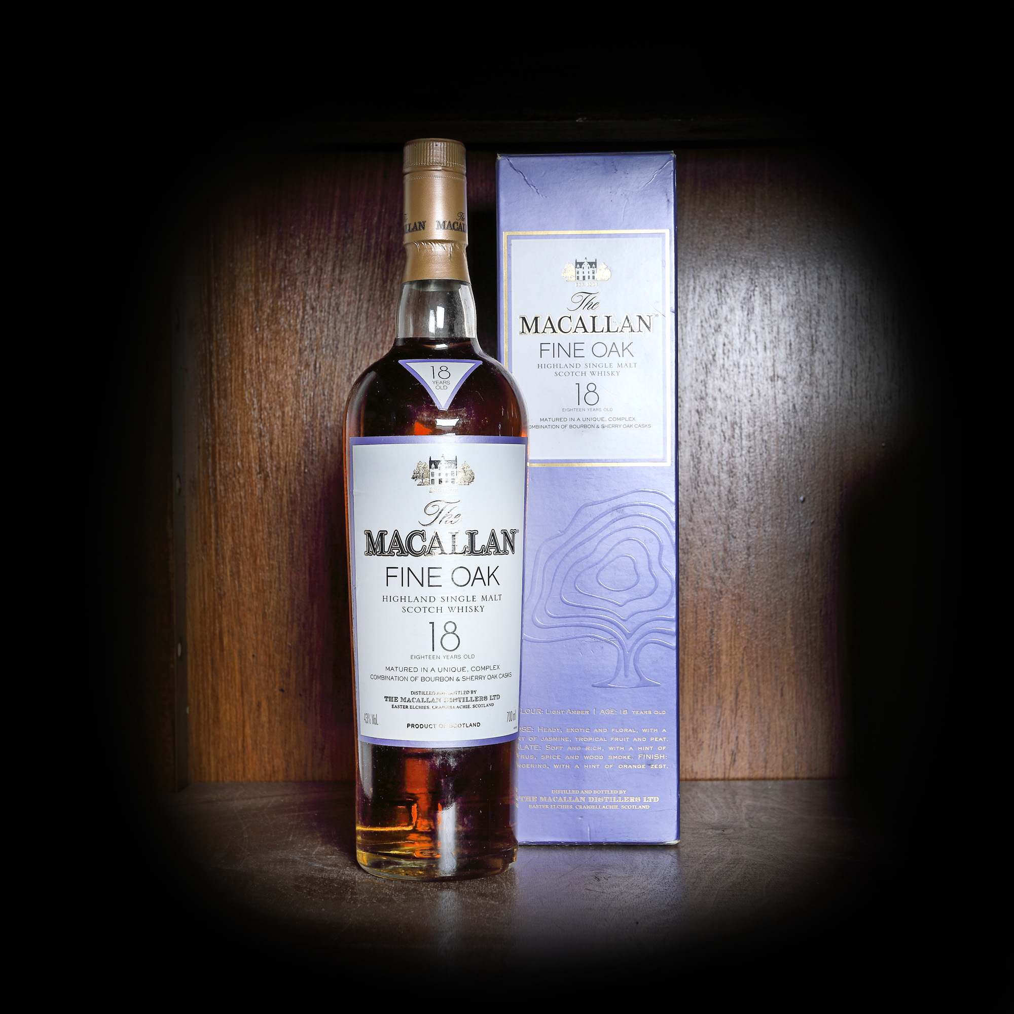 Macallan, Fine Oak Triple Cask scotch, 18 ani vechime, 1st x 0,70l
