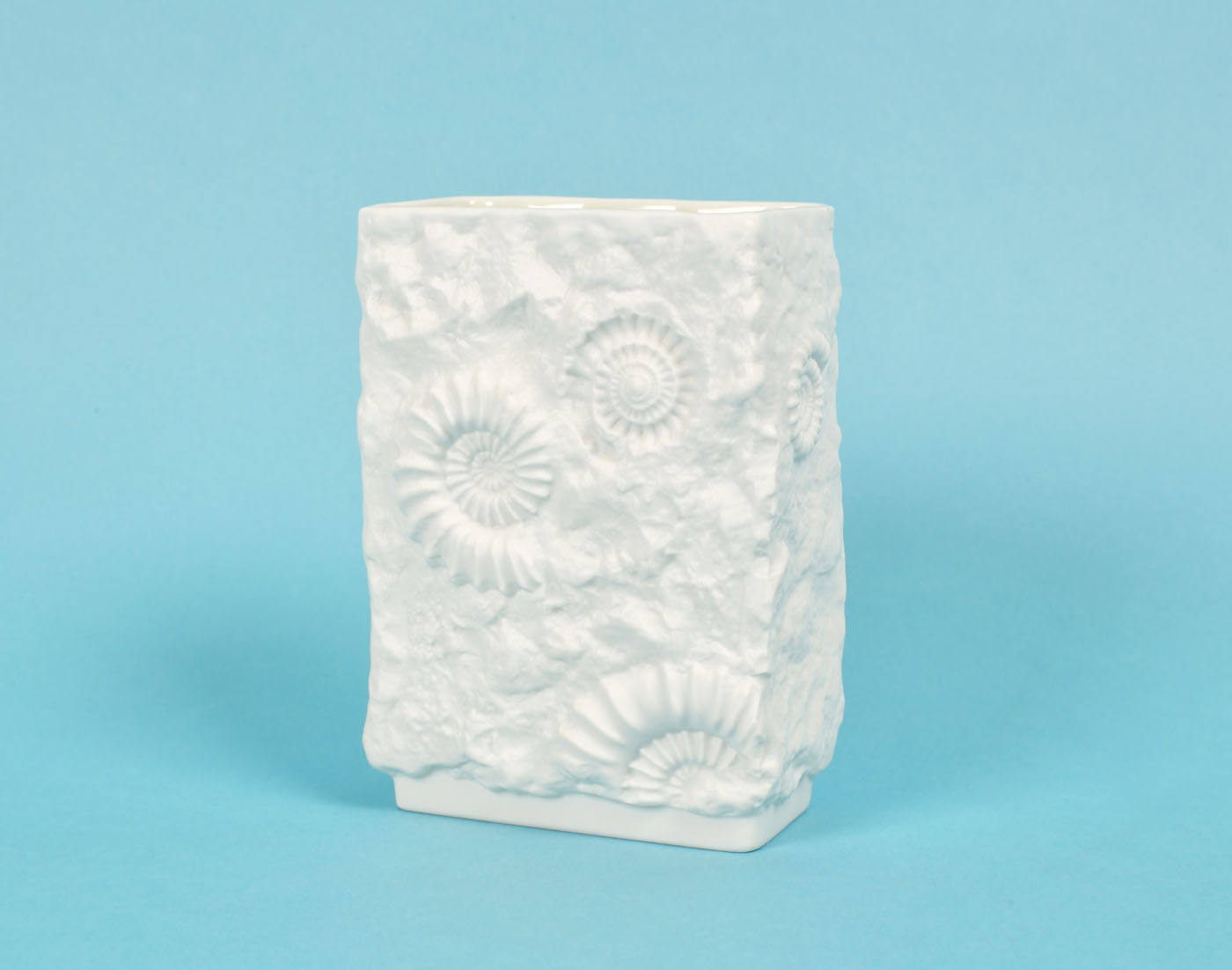 Kaiser mid-century modern vase decorated with marine motifs, ca. 1950