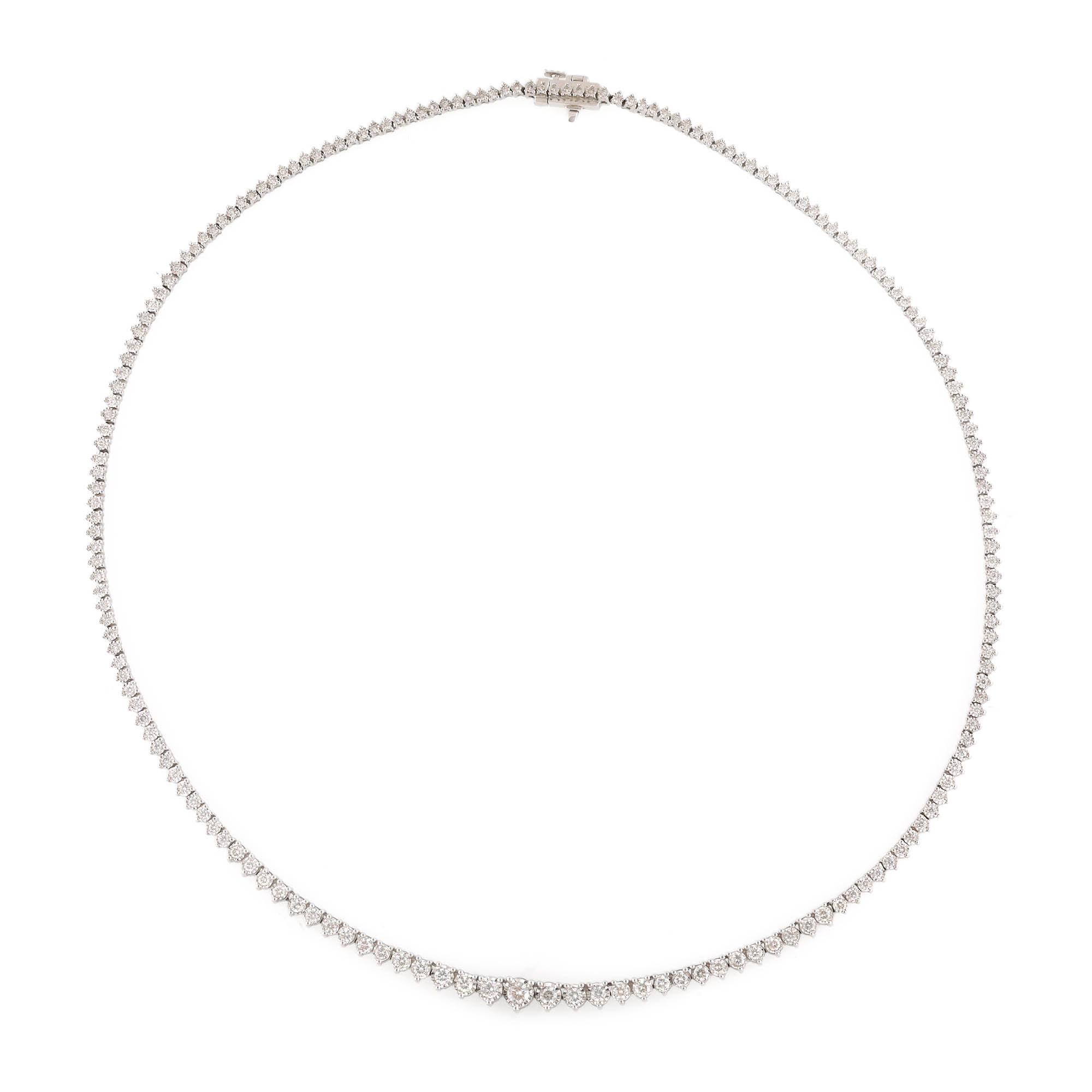 Elegant colier din aur alb, decorat cu diamante