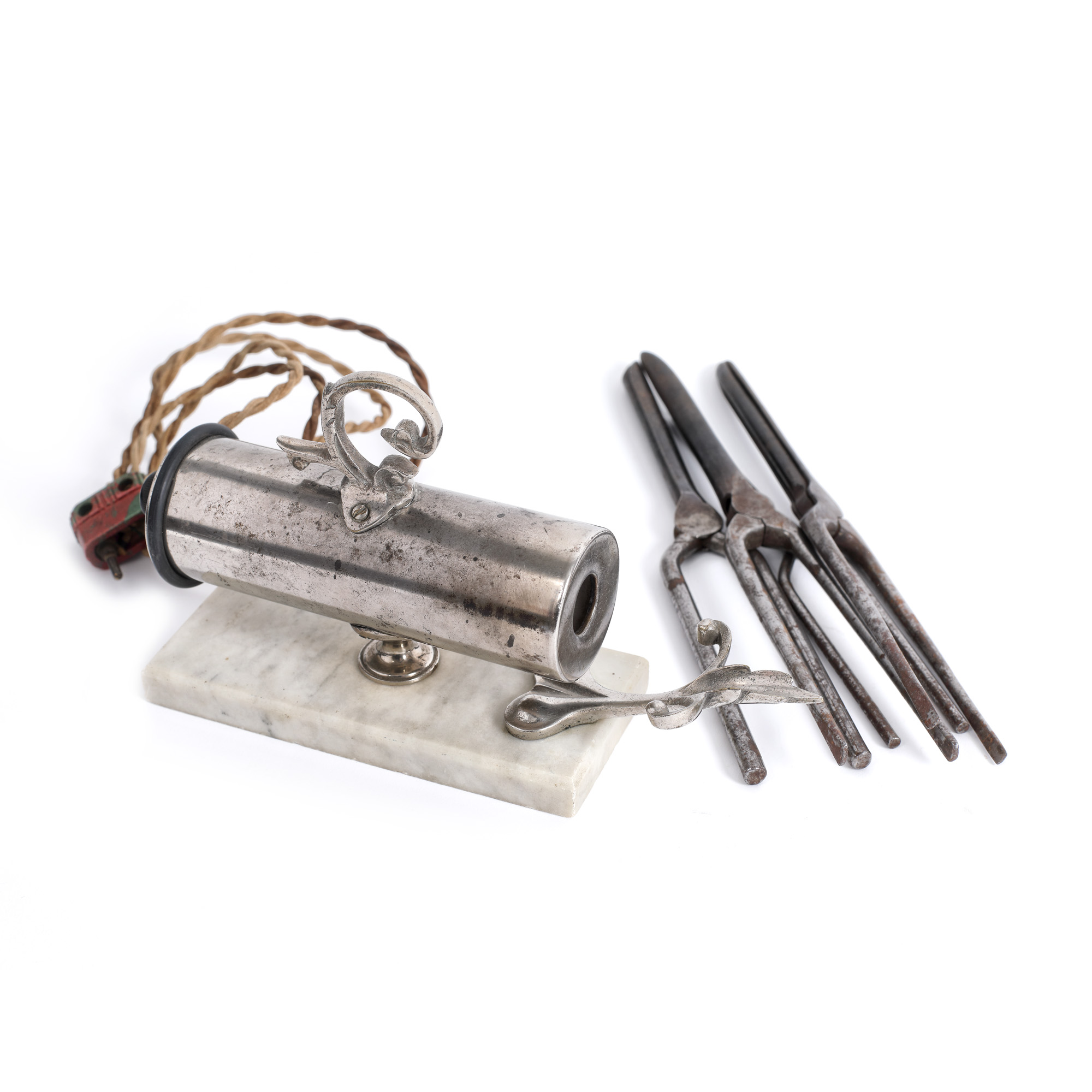 Hair curler, France, early 20th century