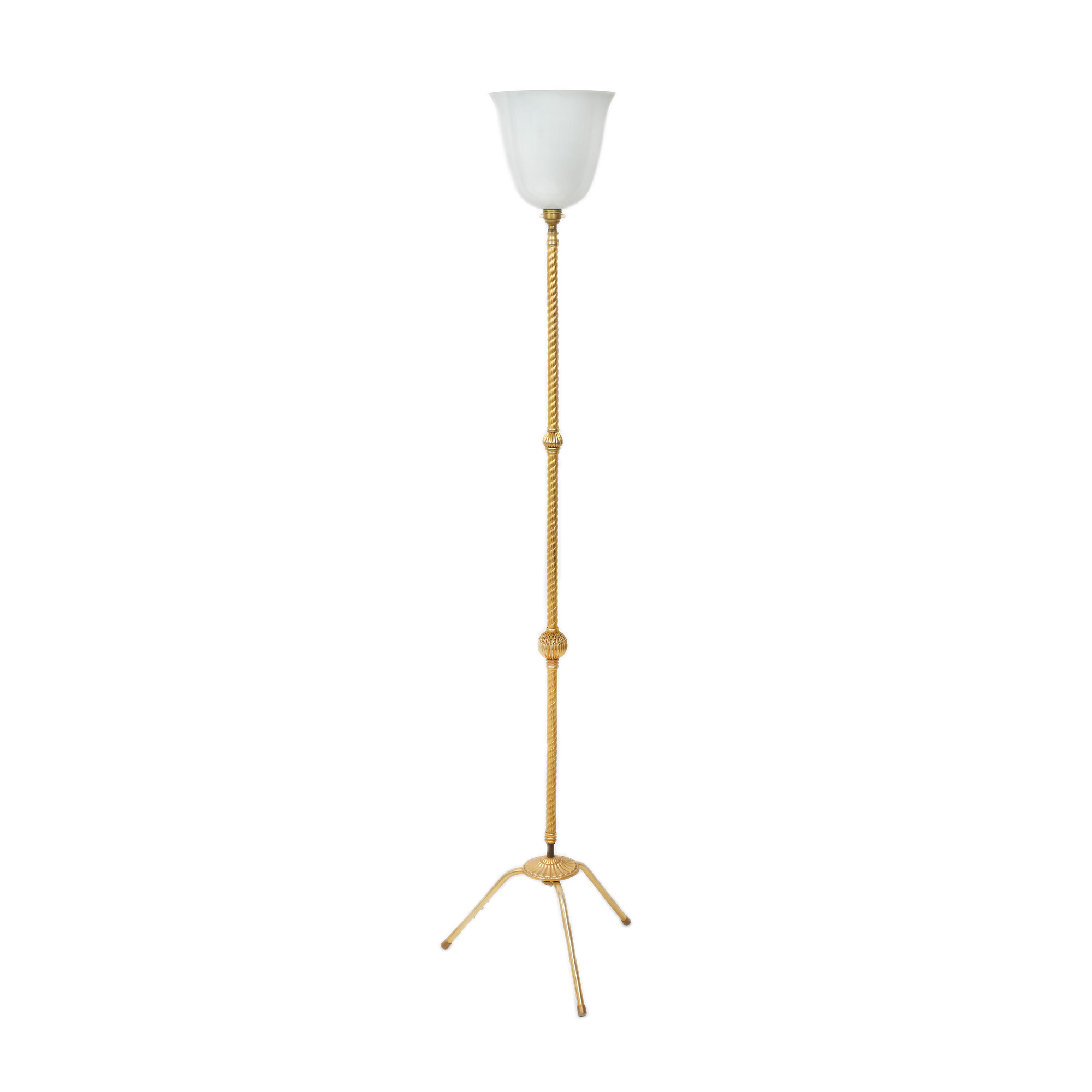 Rafinat lampadar în manieră Maison Baguès, din bronz aurit și sticlă opalină stratificată, cca. 1940