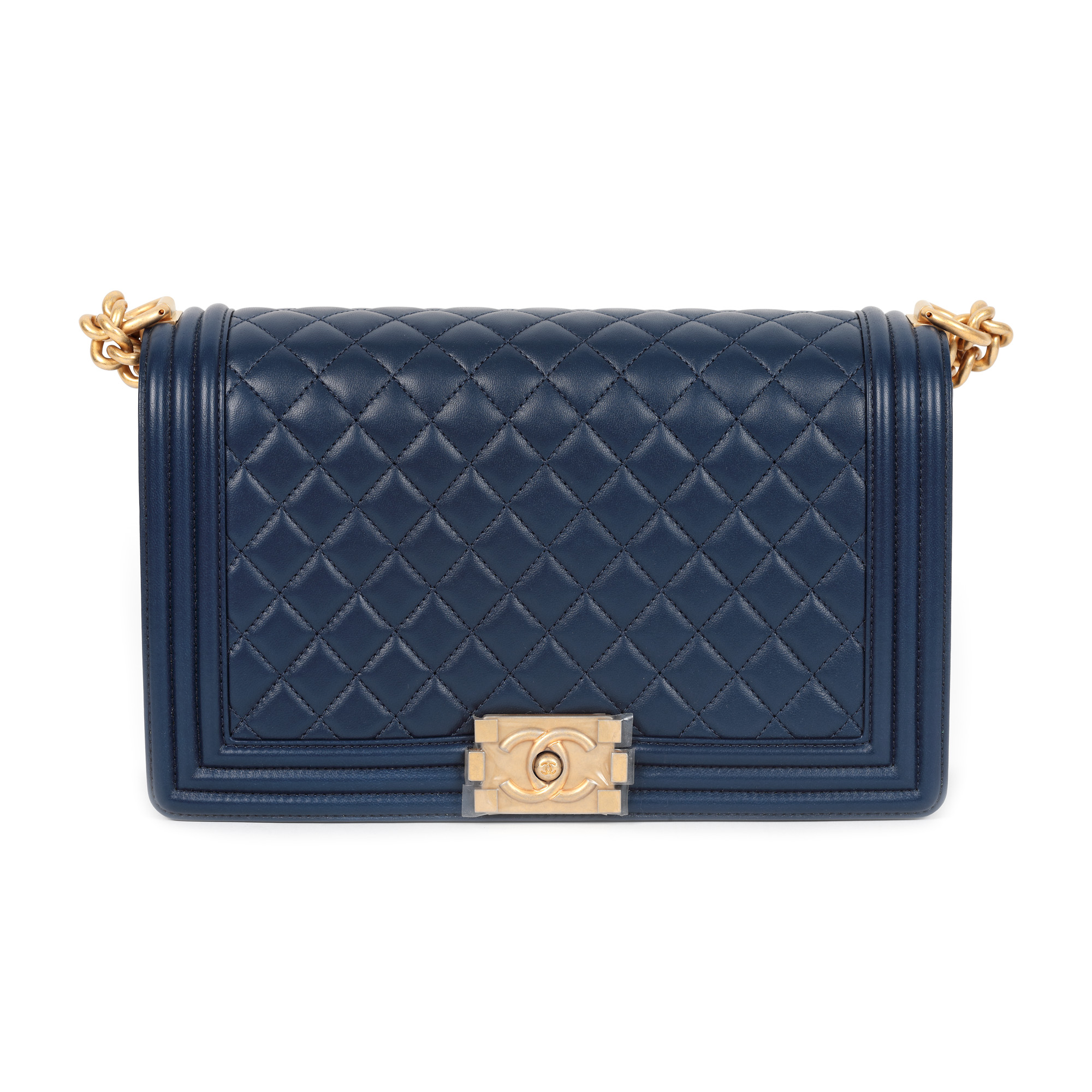 ”Boy” - geantă Chanel, din piele matlasată, de culoare albastră, însoțită de card de autenticitate și husă originală