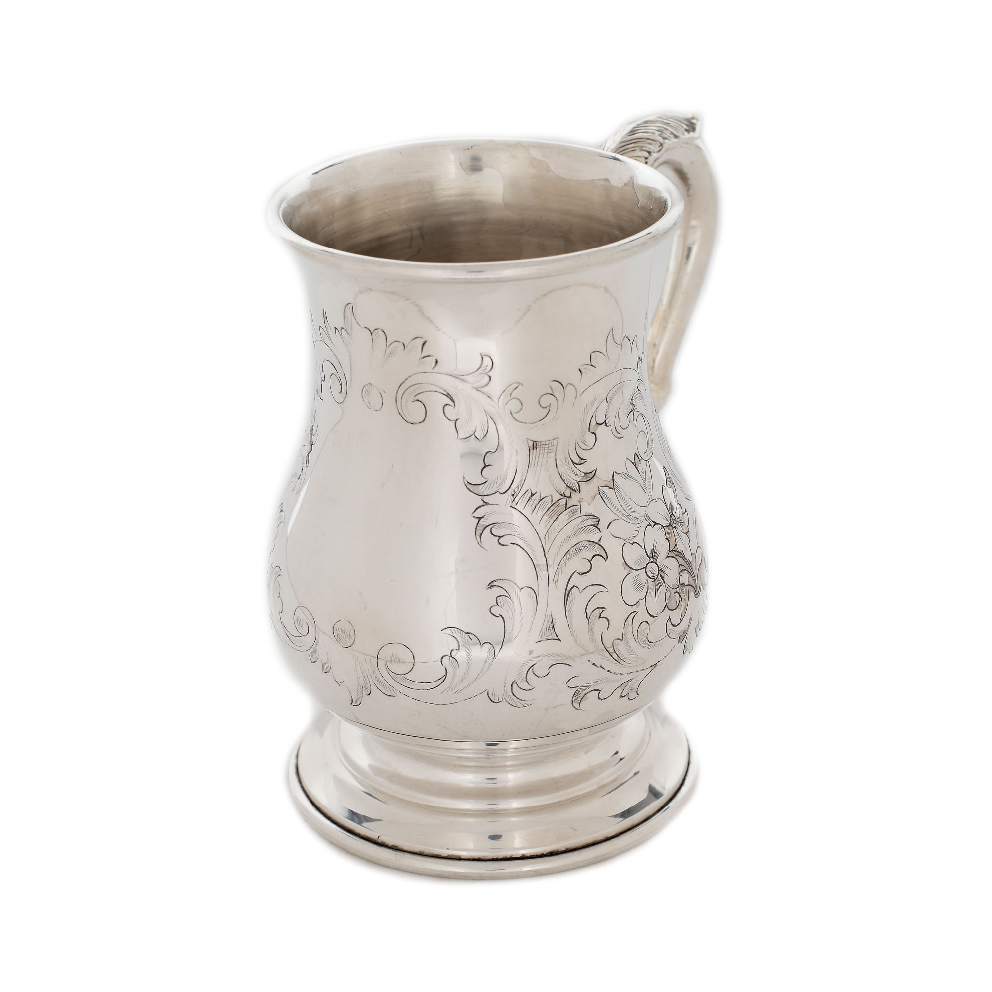Silver cup for water, engraved with flowers and volutes