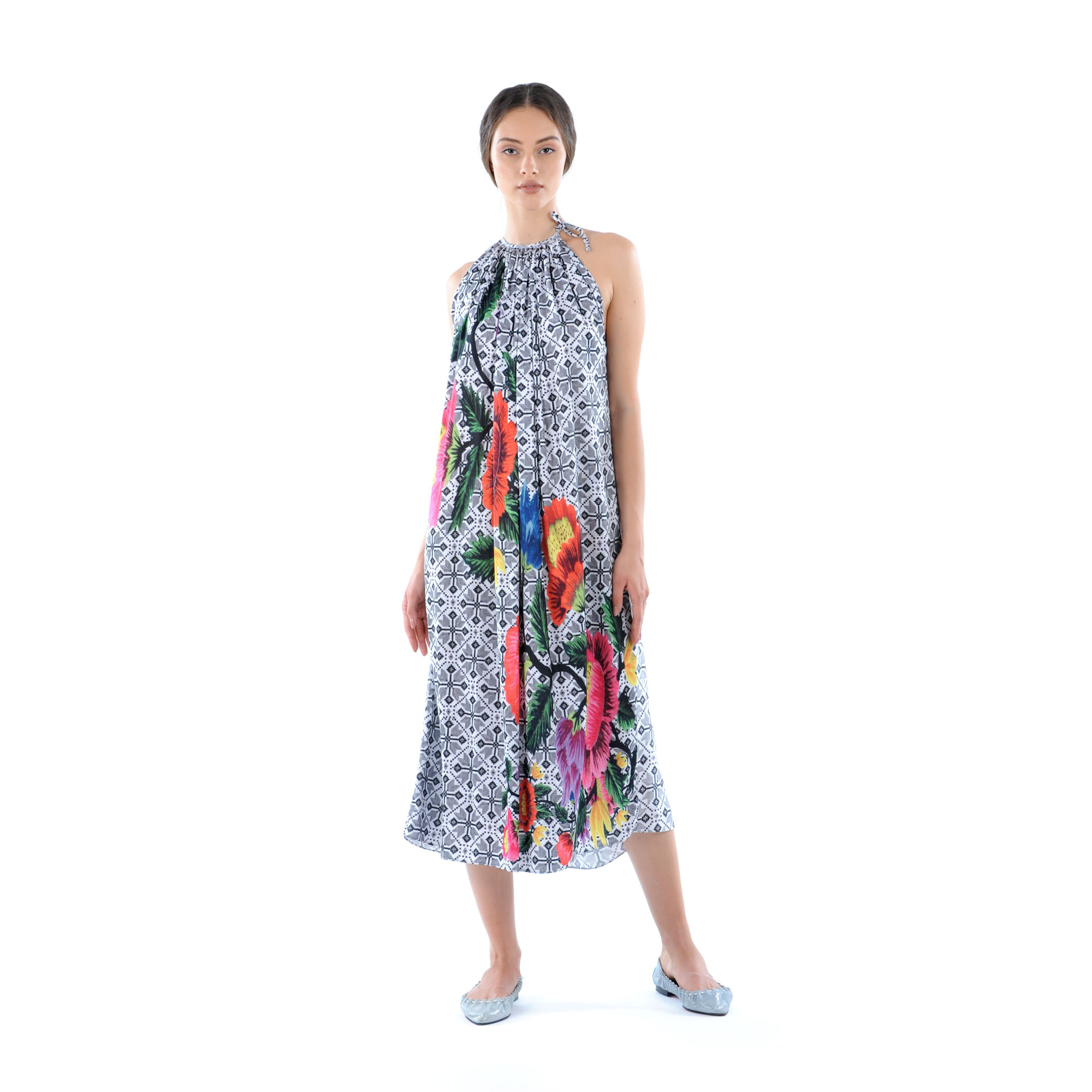 Rochie Rebeca, donație a designerului Dorin Negrău