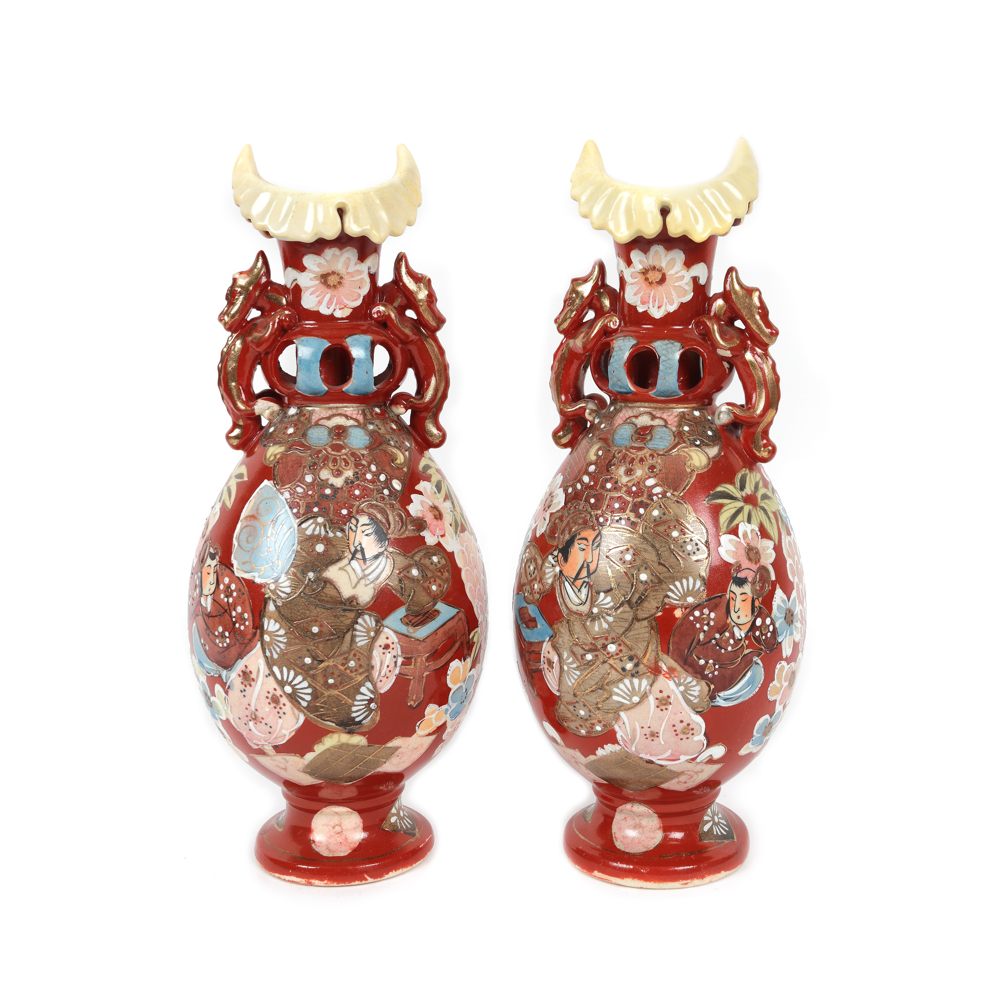 Pair of painted vases, decorated with samurai and chrysanthemums, Japan, approx. 1930-1940
