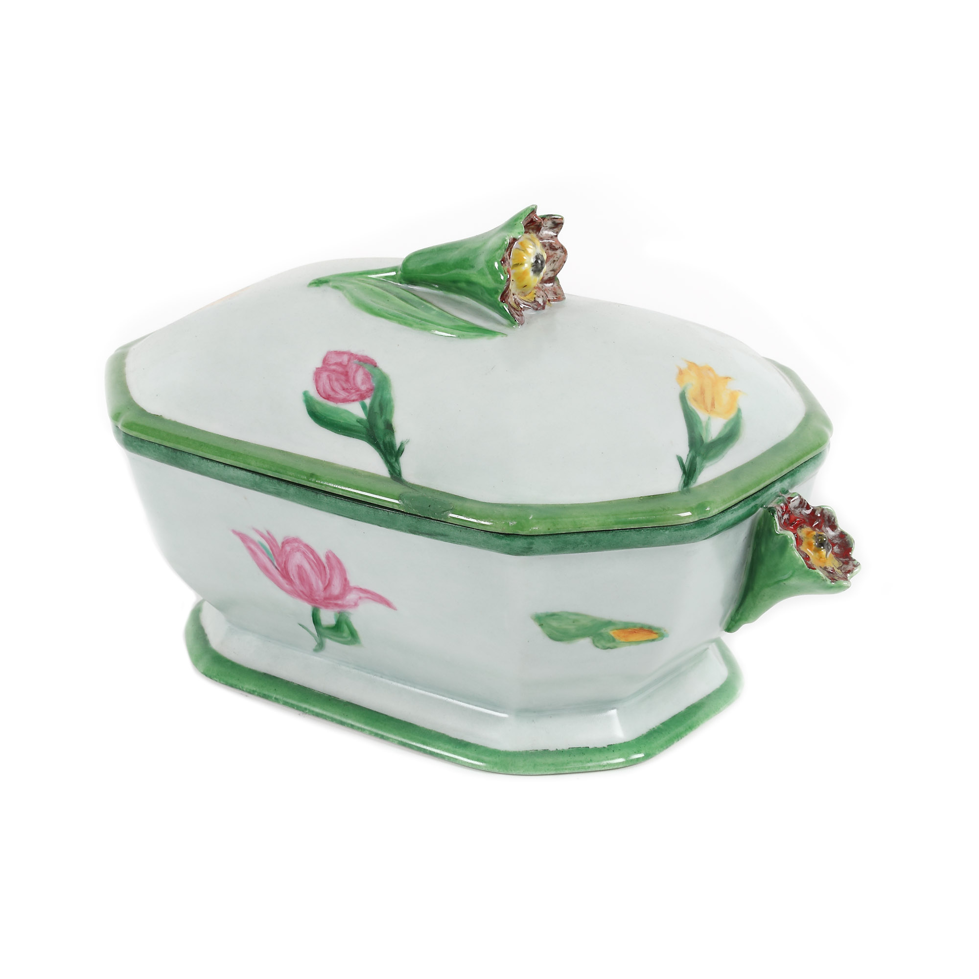 Supieră cu capac J.L. Coquet, din porțelan Limoges, Art Deco, decorată cu flori de lotus, cca. 1930, provine din colecţia Lucrezia și Ion Pacea