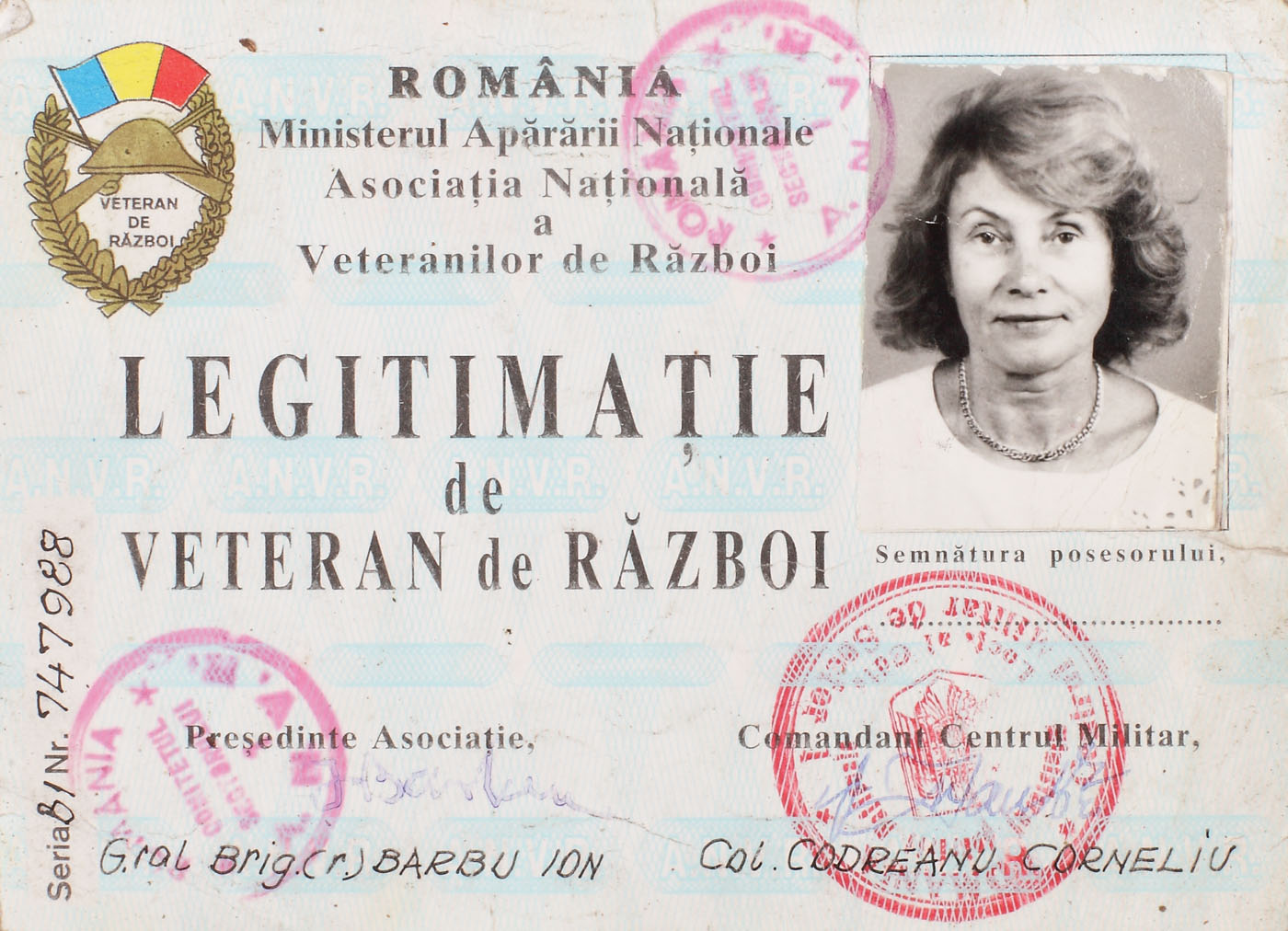 Legitimație de văduvă de veteran de război aparținând Margăi Barbu