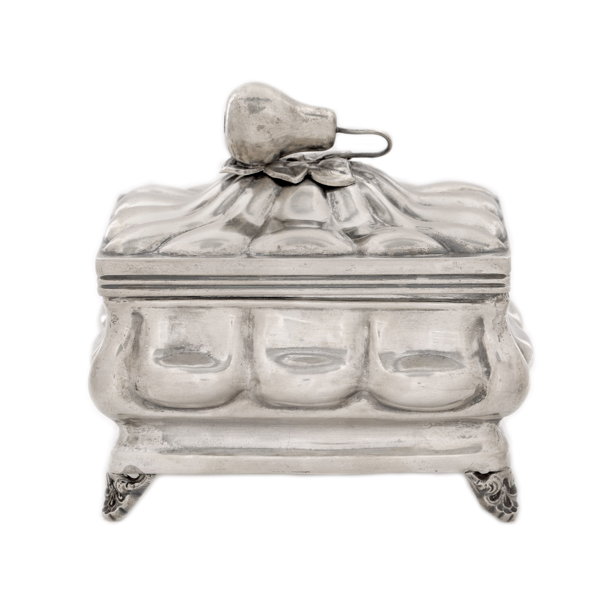 Cutie de inspirație Biedermeier, din argint, aurită la interior, pentru zahăr, 1931