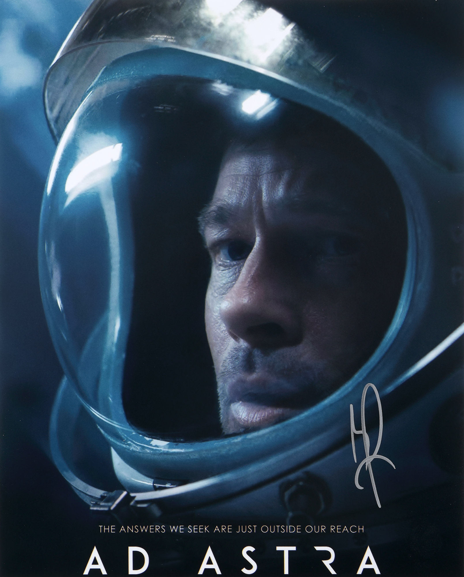 Brad Pitt, Ad Astra - photograph, with the actor's autograph, certificate of authenticity