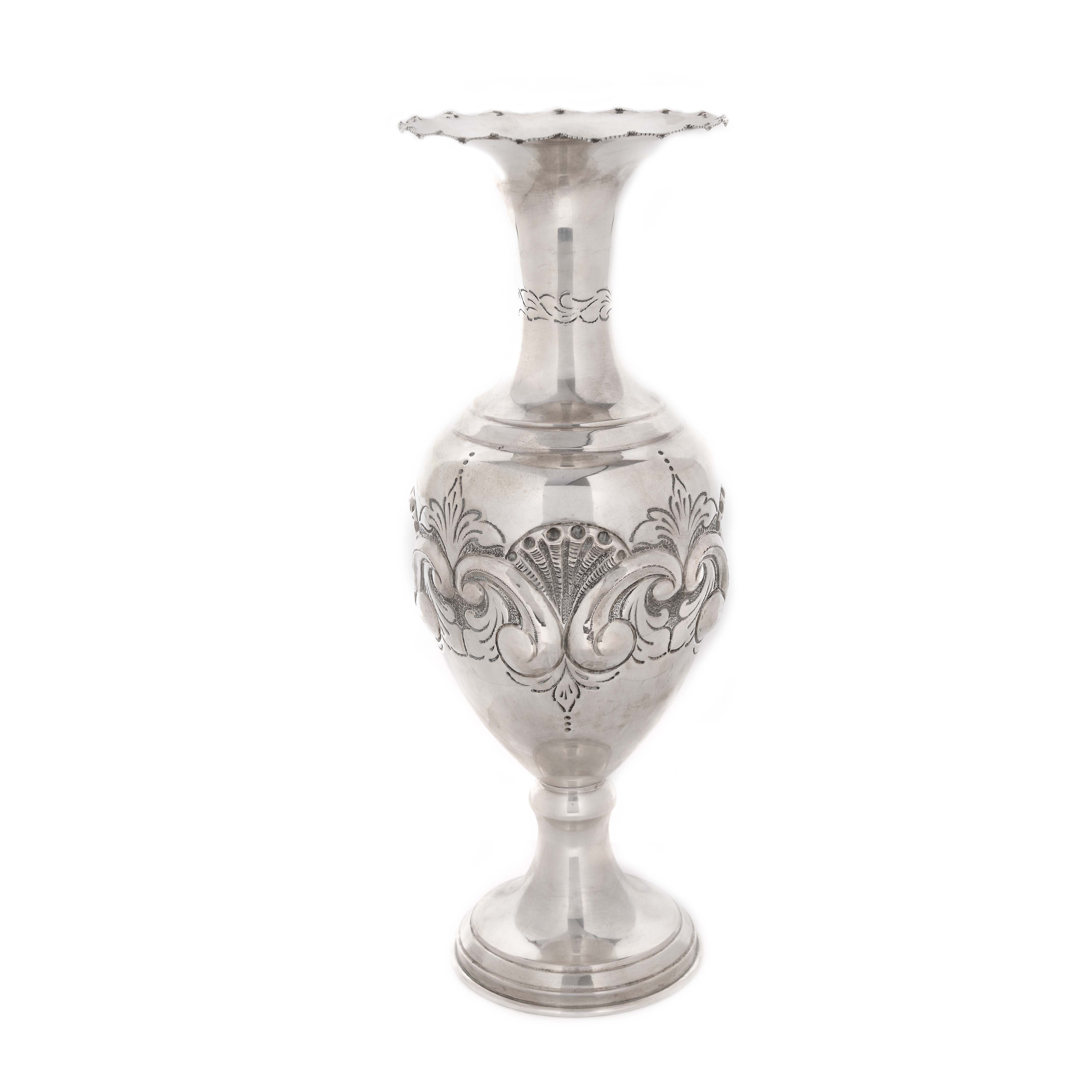 Silver vase with Rococo decorative motifs