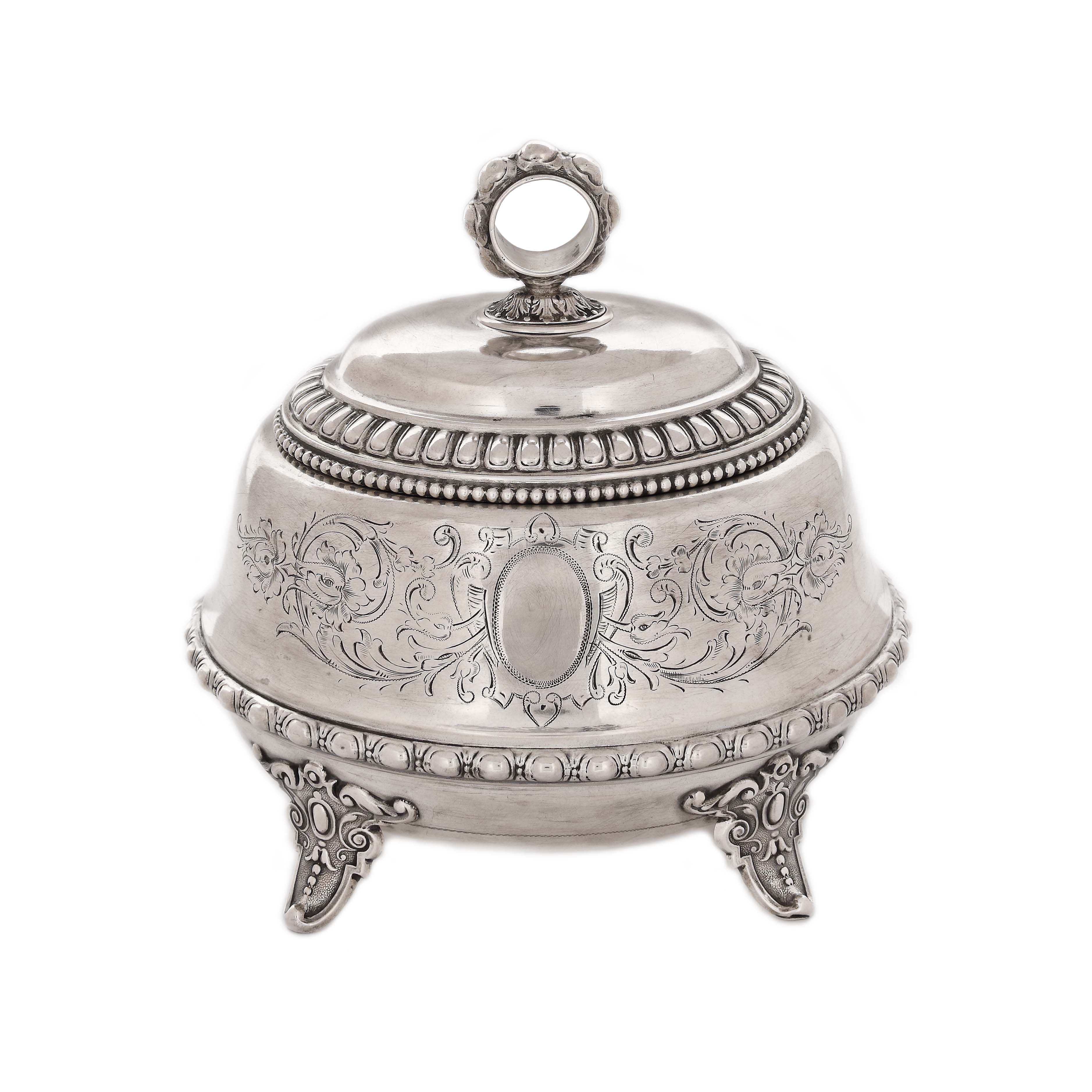 Jeremie Sy & Albert Wagner sugar bowl, silver, decorated with pearl motifs and engraved vegetal haulms, approx. 1890-1900