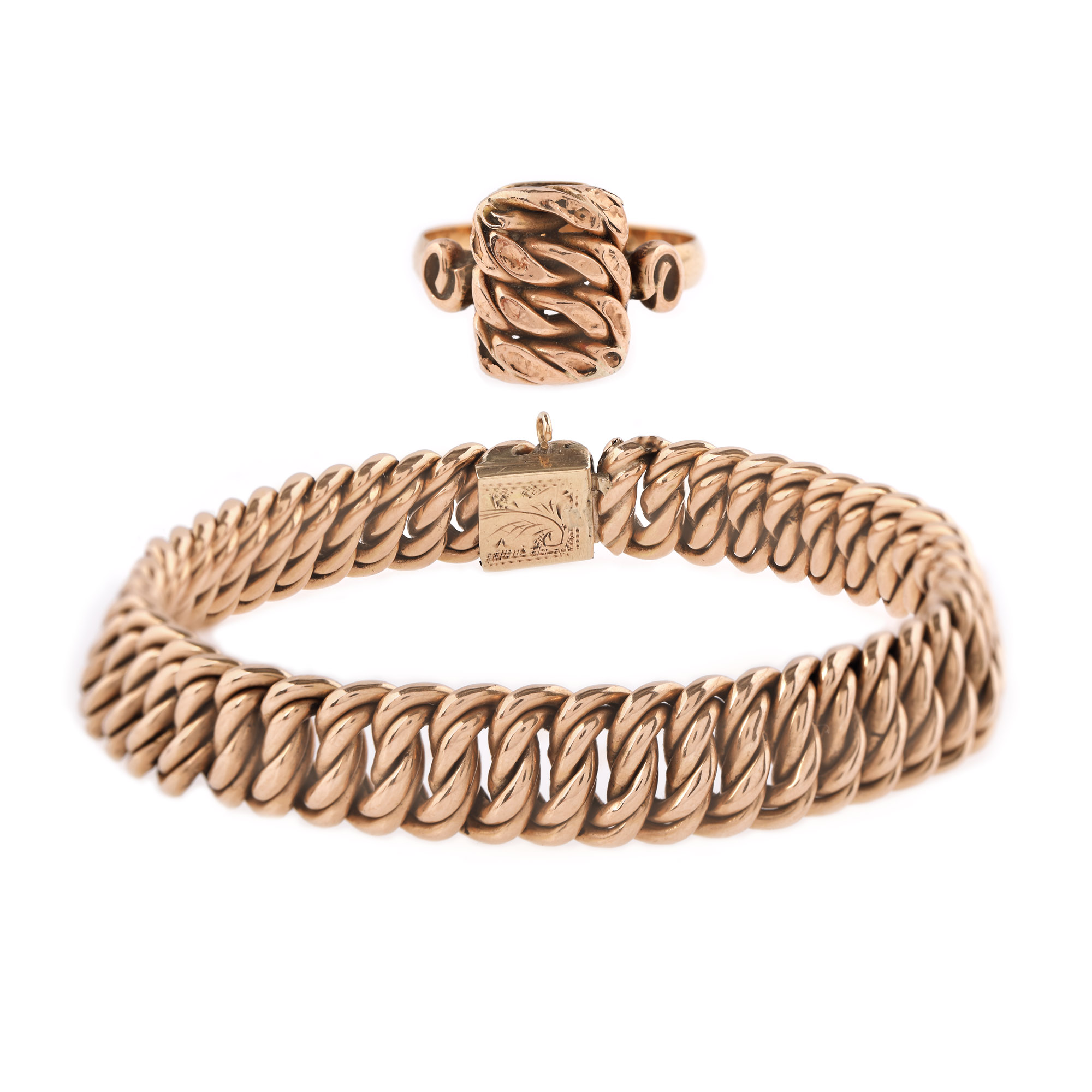 Gold set, consisting of ring and bracelet