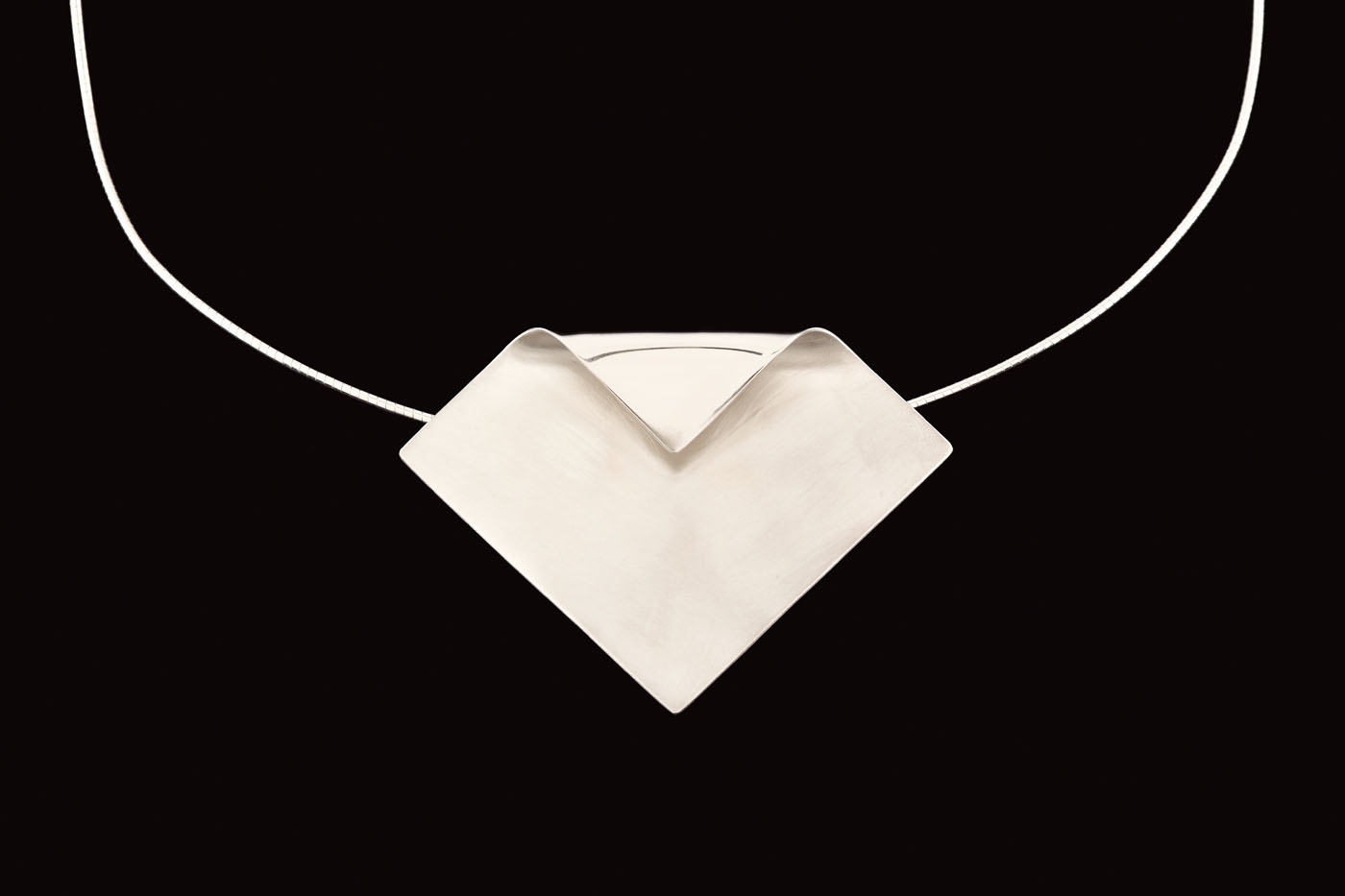 "Imperfect Square" - Monom silver necklace
