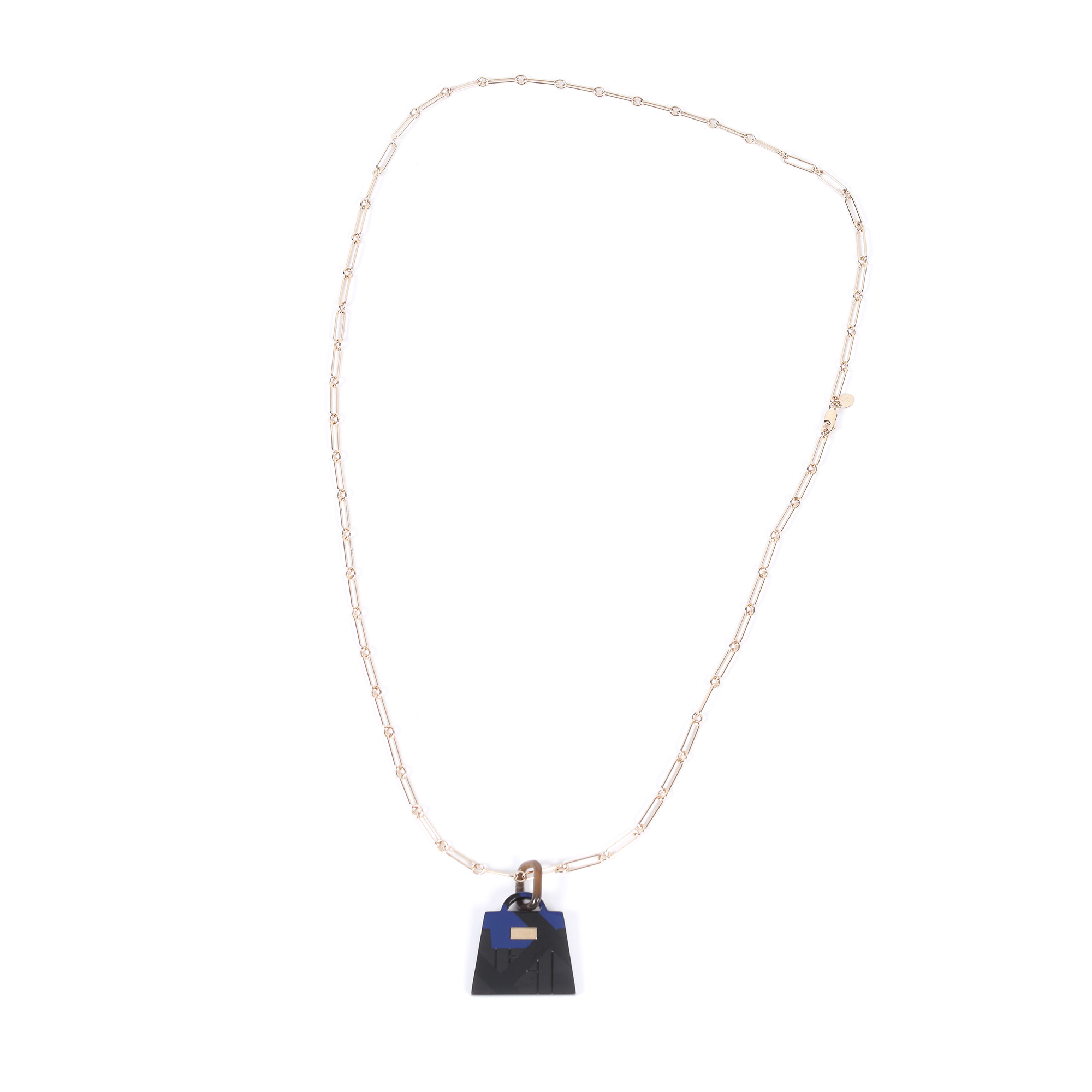 Lanț cu pandantiv Hermès, Amulette Laquee Kelly, din corn de bivol,  în cutia originală
