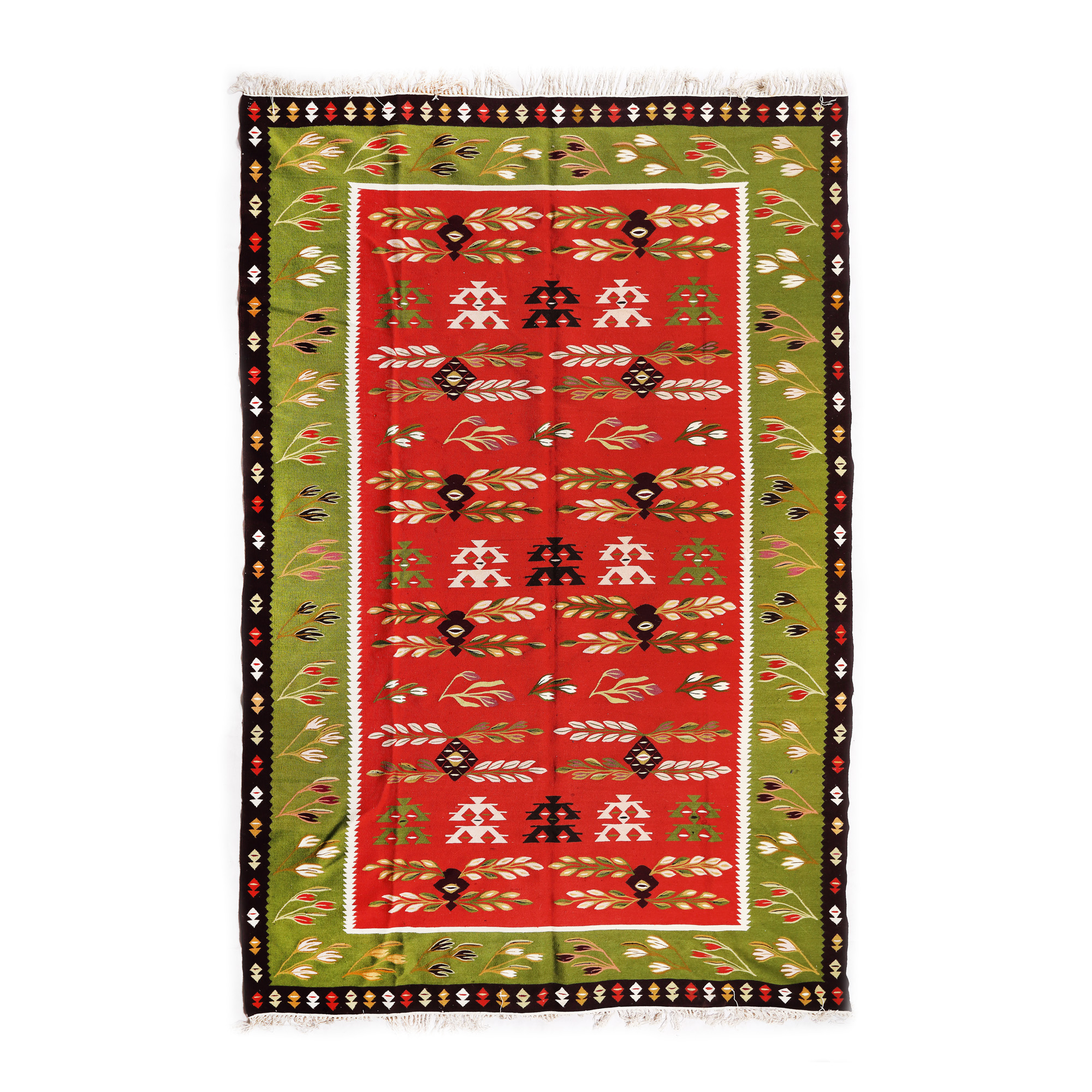 Oltenian wool rug, decorated with floral motifs