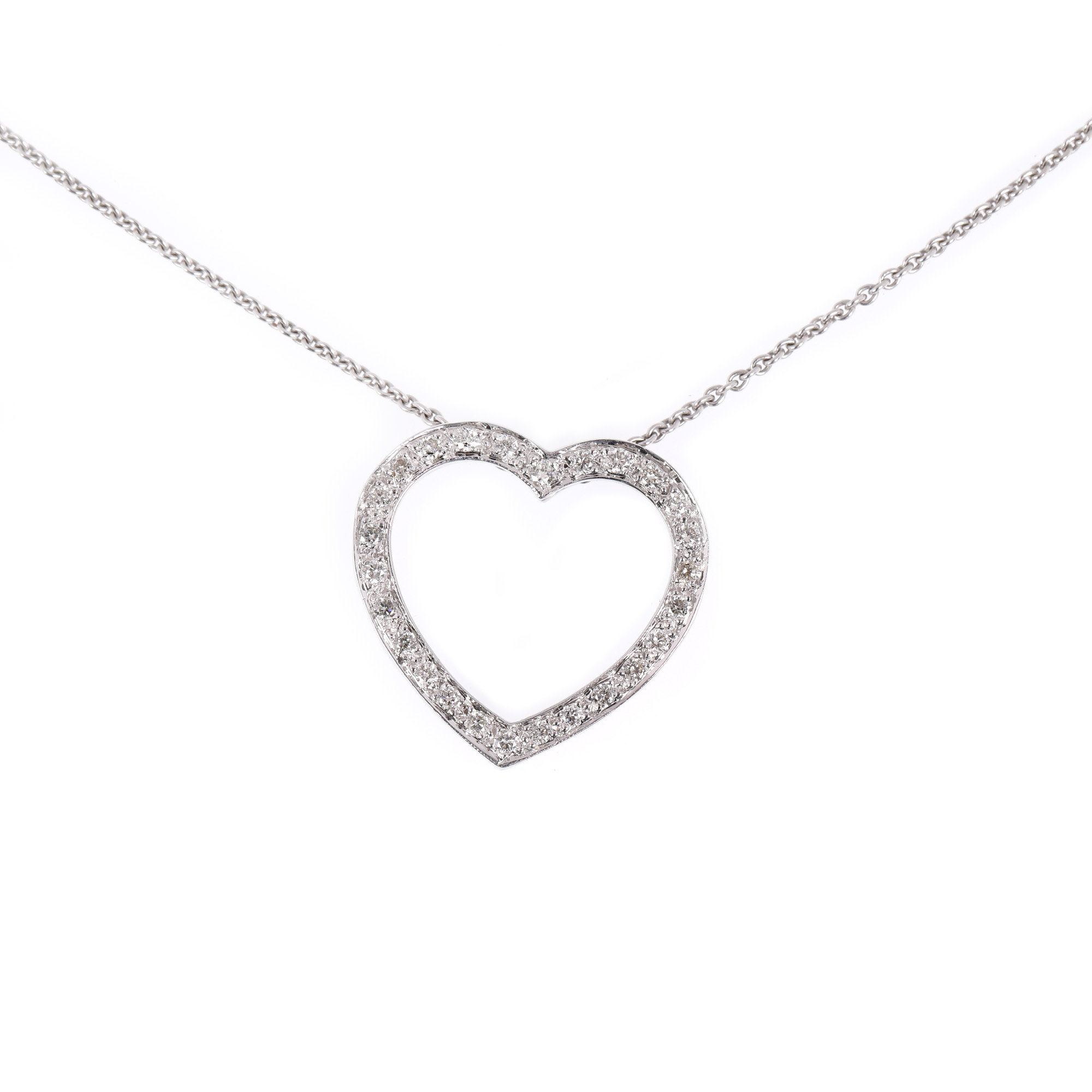 White gold chain with pendant, heart-shaped, trimmed with diamonds