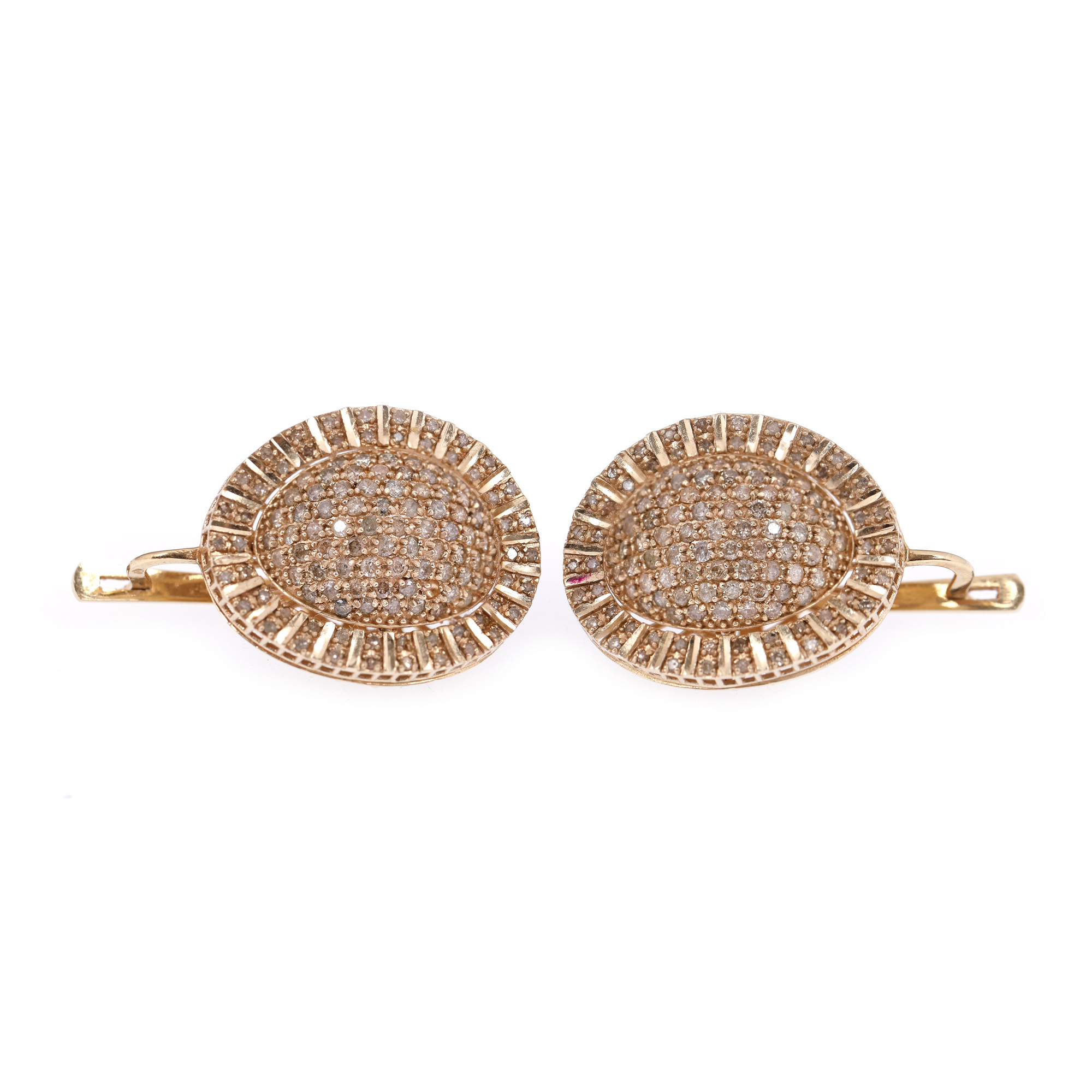 Pair of gold earrings, trimmed with diamonds