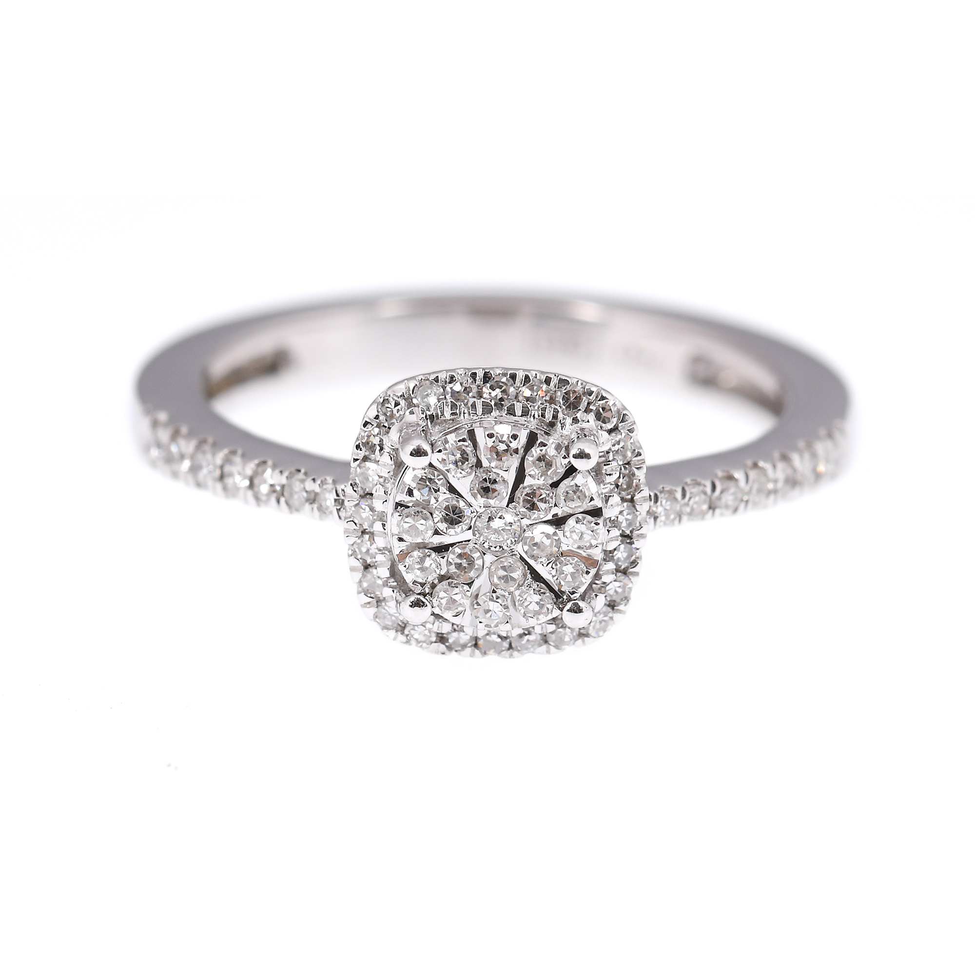White gold ring, decorated with diamonds