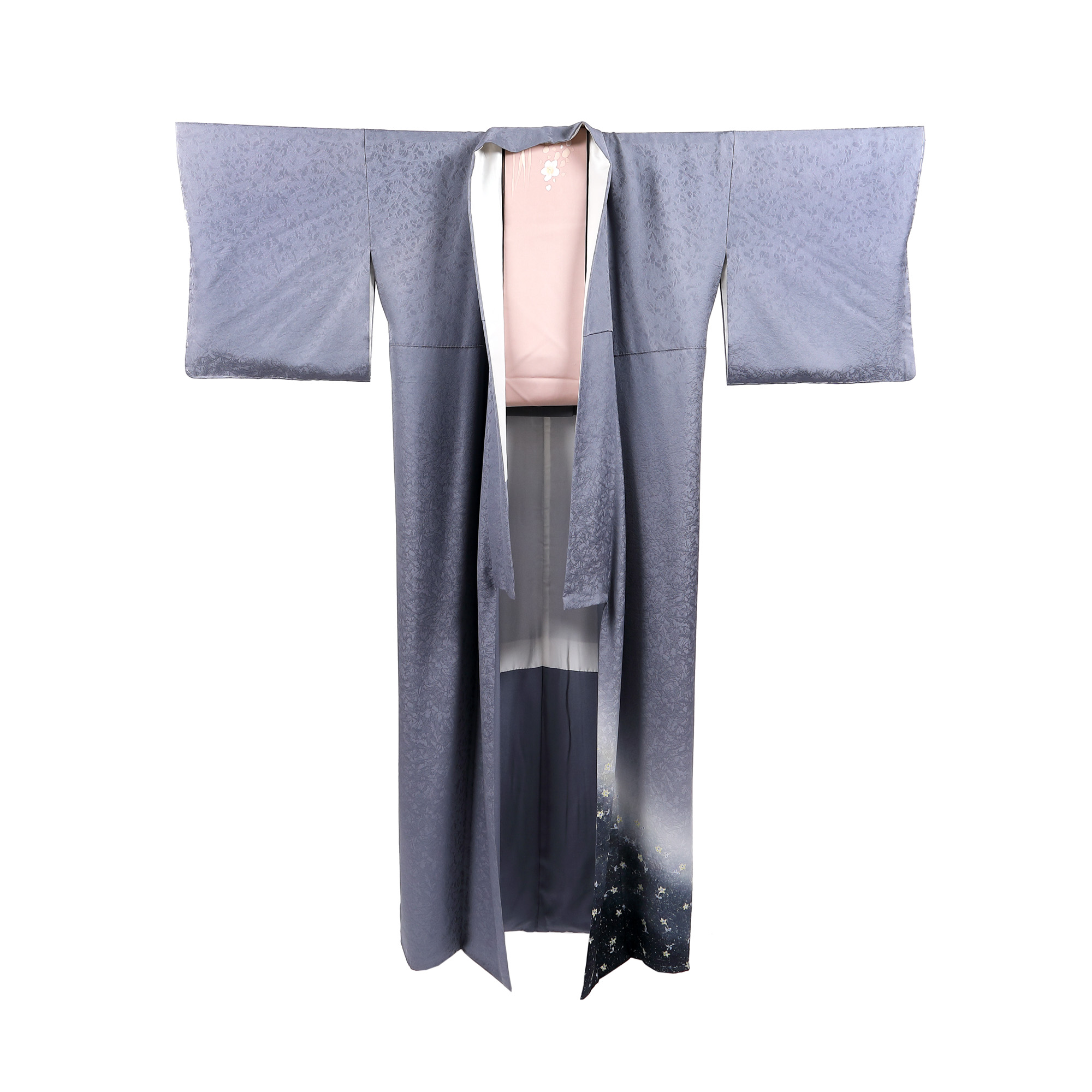 Tsukesage (kimono formal) din mătase, prezintă ornamente florale pictate și semnătura autorului, nagoya-obi din mătase, pictat, Japonia, provine din colecția Iuliei Gorneanu