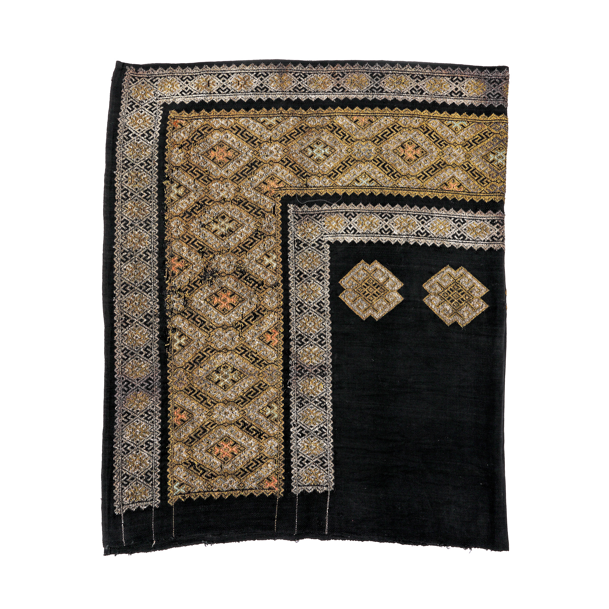 Skirt woven with metallic thread and silk, Muscel area, the inter-war period