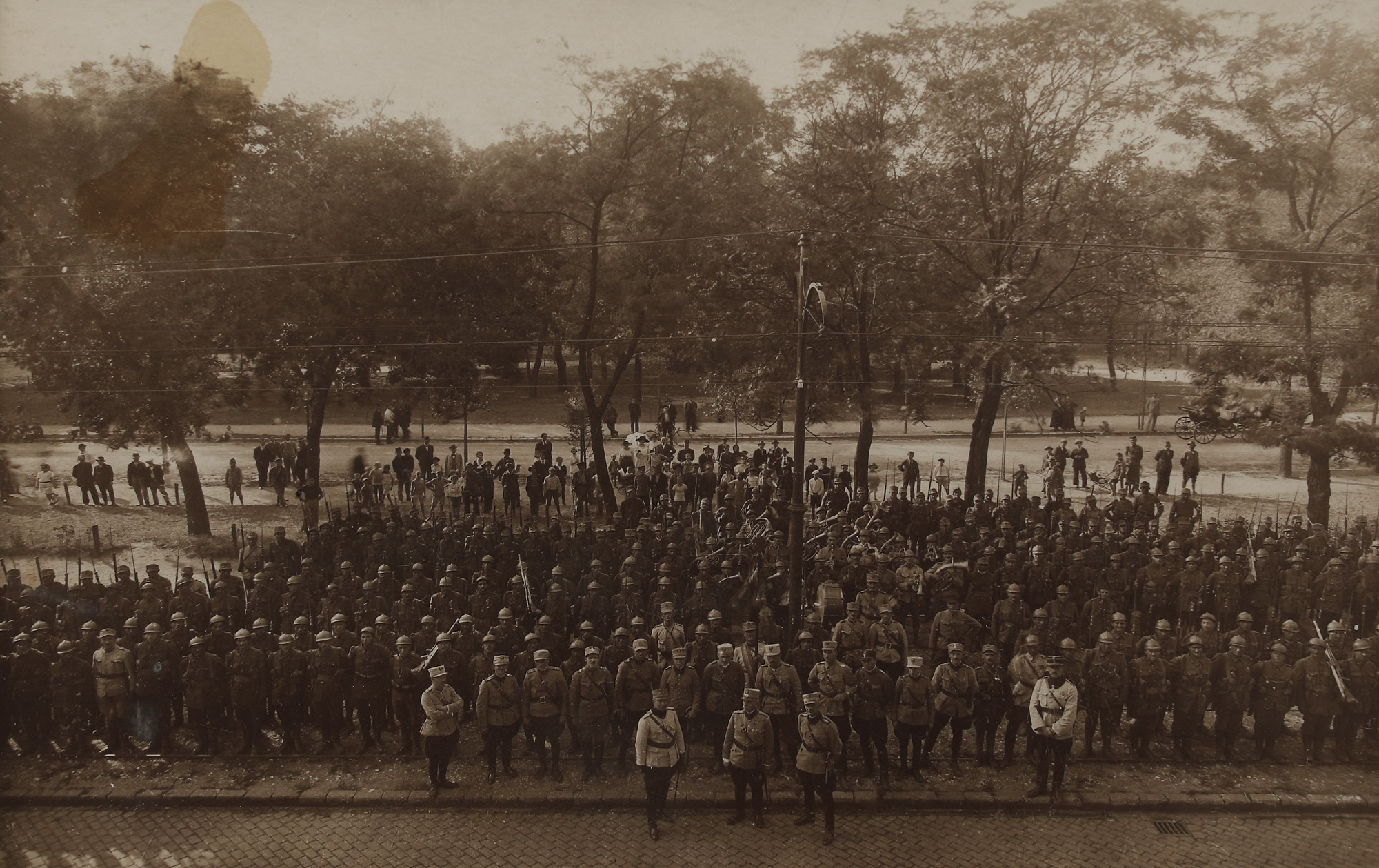 Fotografie ilustrând Armata Română în Budapesta, 1919