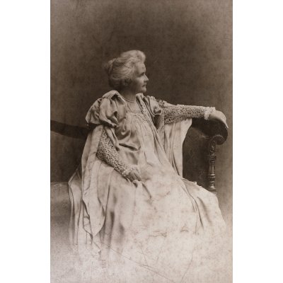 Queen Elisabeth, photograph, Bucharest, approx. 1907, collector's item