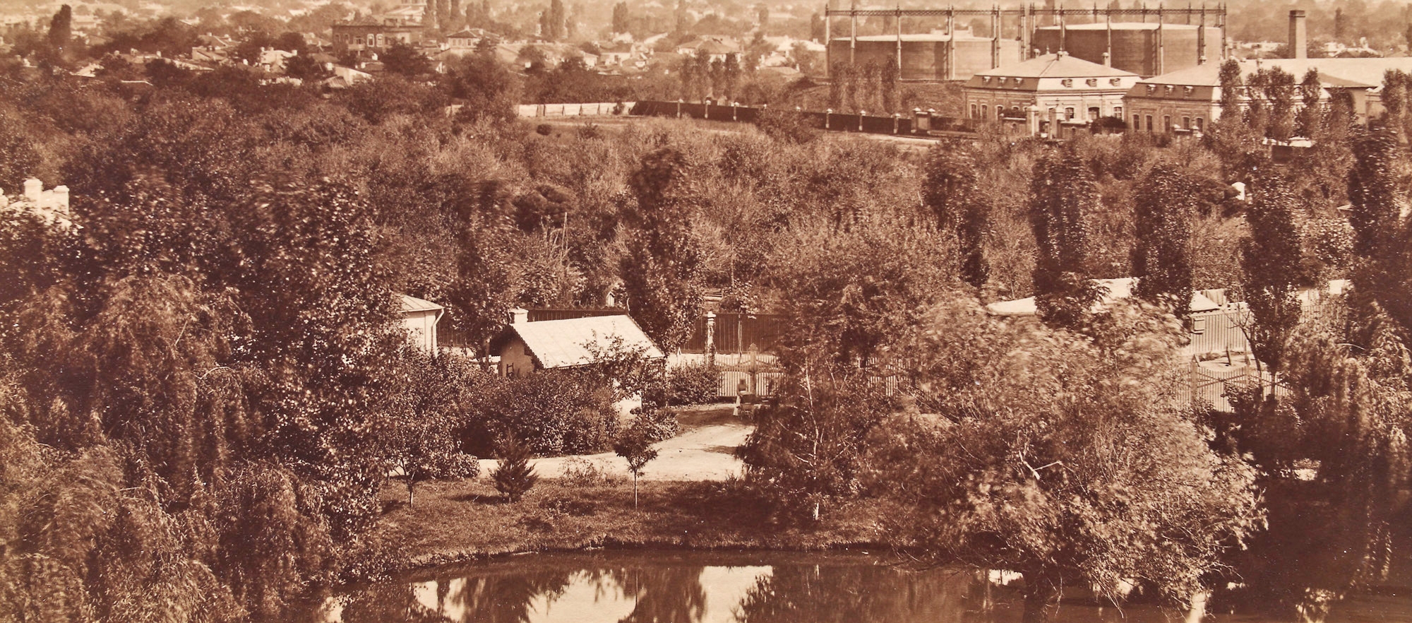 Fotografie ilustrând ”Uzina de Gaz şi Electricitate Filaret”, București, cca. 1871