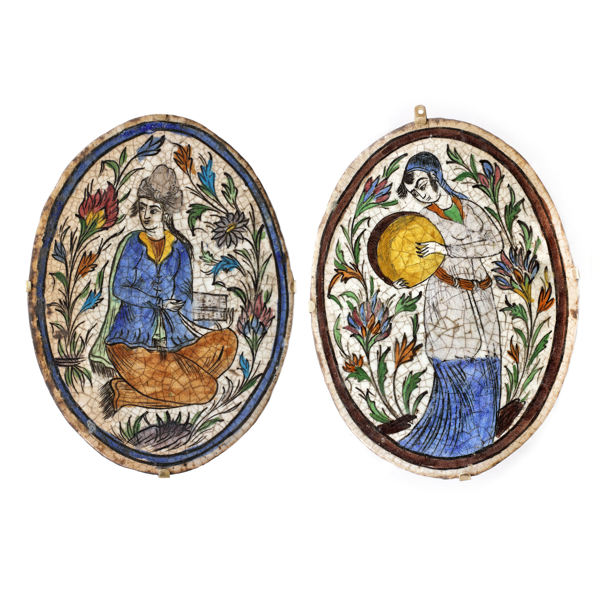 Pereche de cahle din teracotă, bogat decorate cu personaje și flori fantastice, manufactură Kubachi, Iran, sfârşitul sec. XVIII - începutul sec. XIX, piese rare