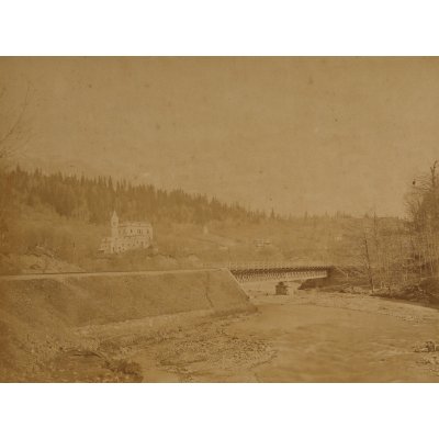 Fotografie ilustrând Castelul Cantacuzino, Bușteni, cca. 1915