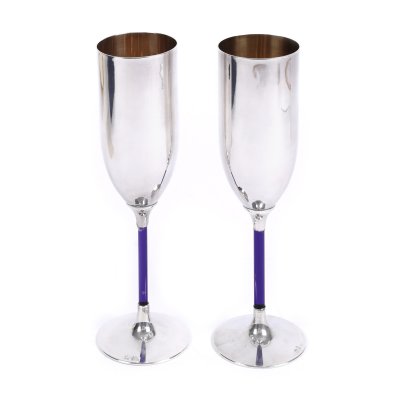 Pereche de pahare din argint, pentru champagne, cu piciorul ornat cu sticlă albastru cobalt, meșter Masino Carlo