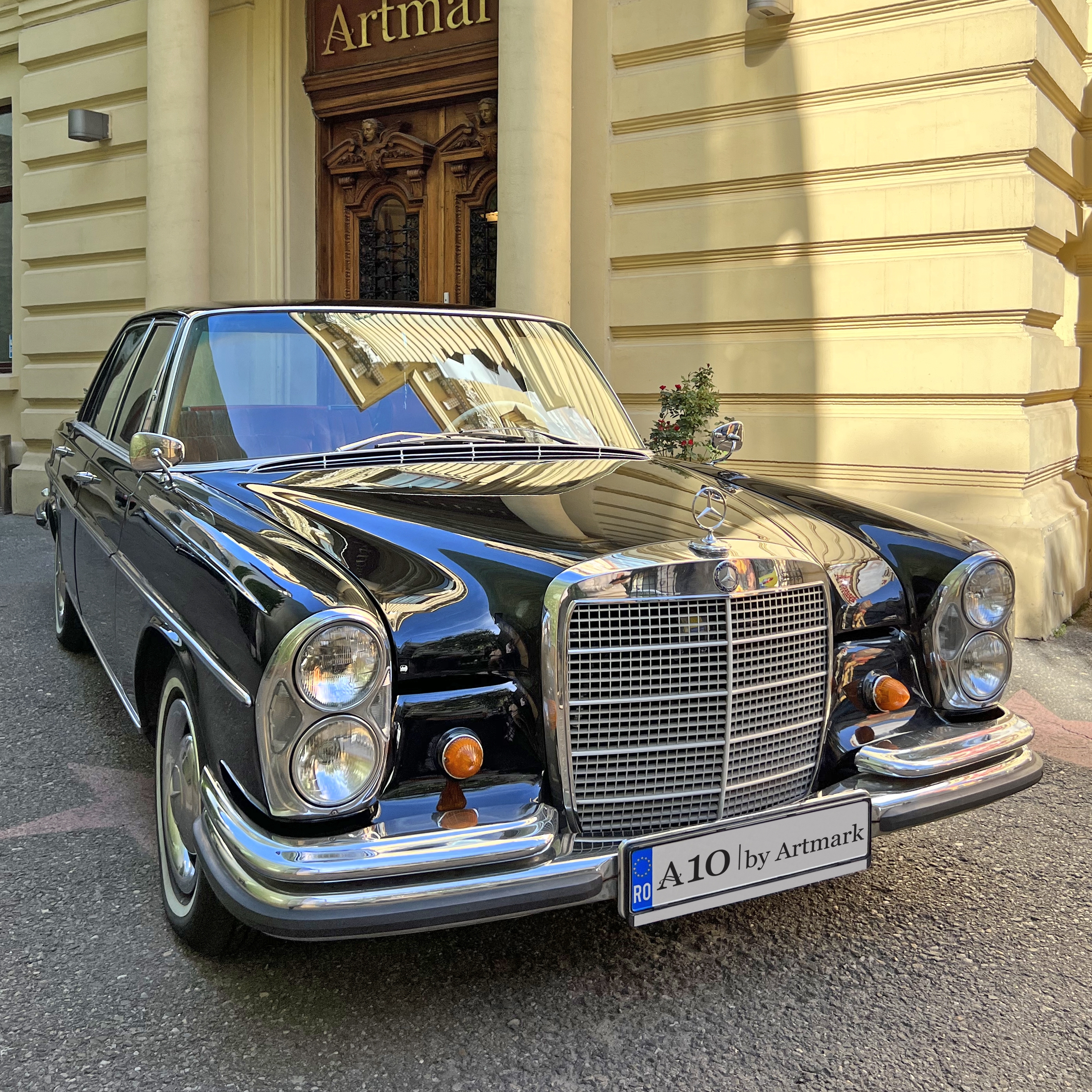 Automobil Mercedes-Benz 250s (W108)