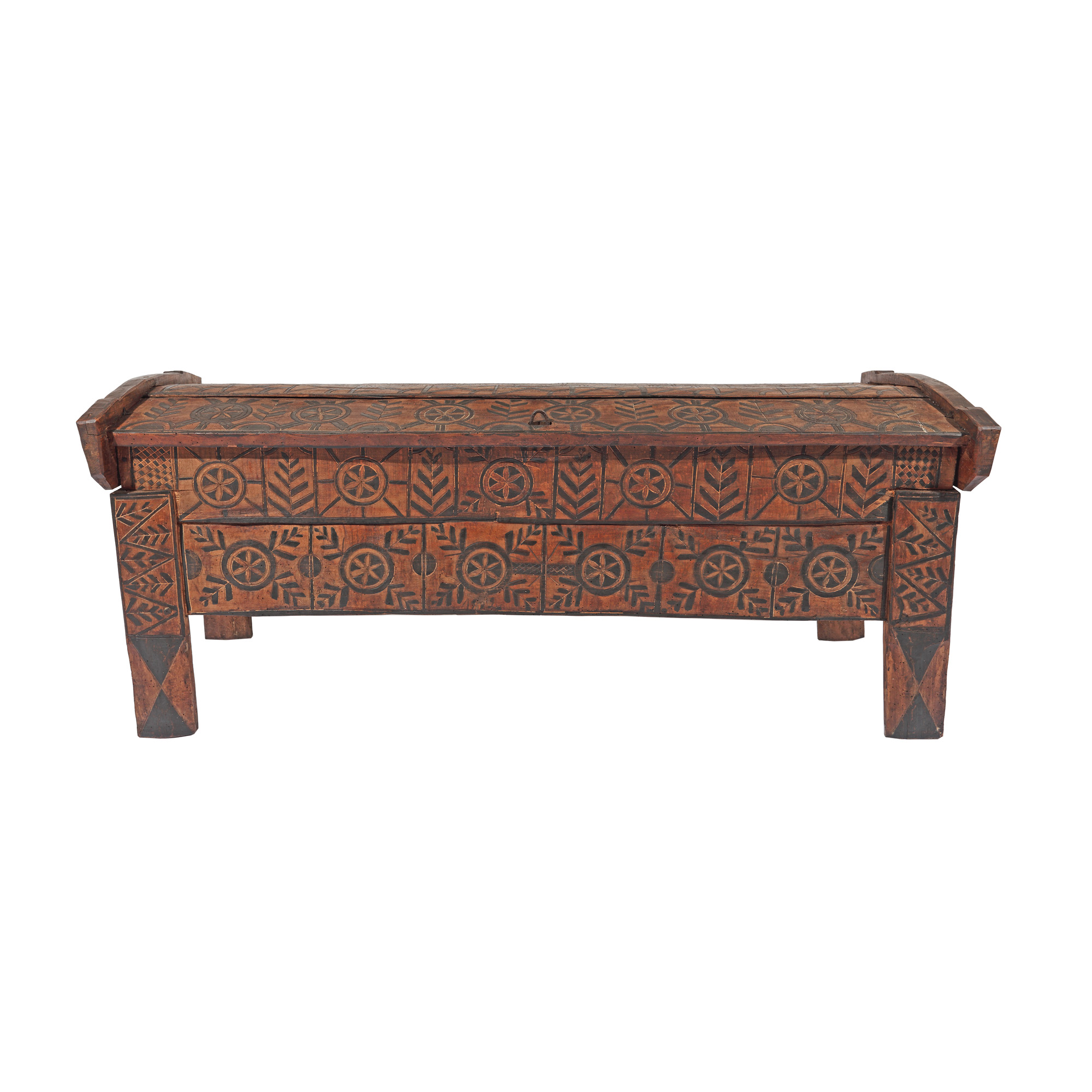Dowry chest, decorated with the solar motif and cross motif, Bihor, dated 1902