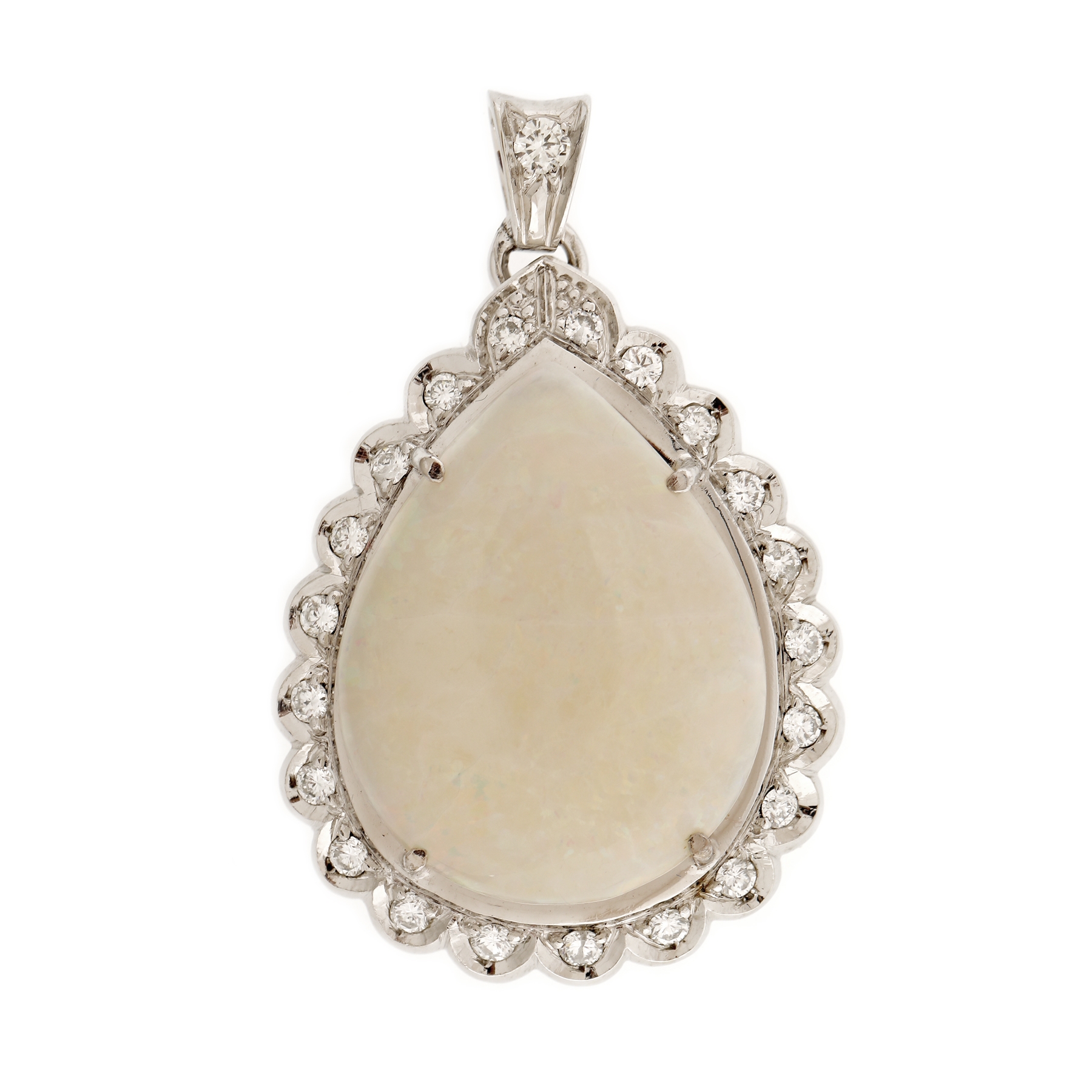White gold pendant, decorated with opal and diamonds