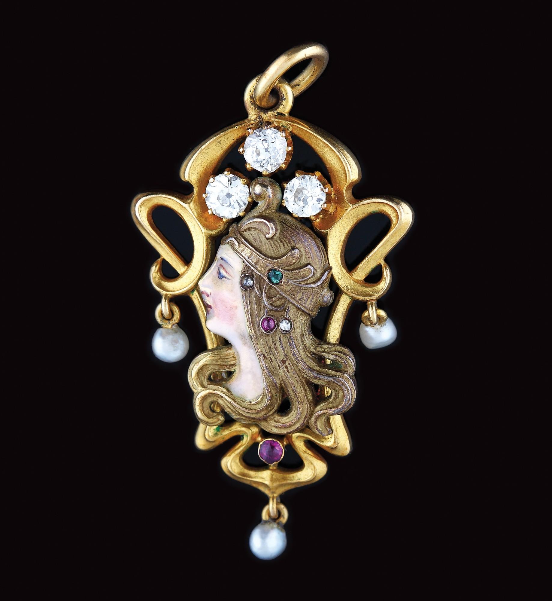 Pandantiv Art Nouveau din aur, ornat cu diamante, perle, rubine și smarald, cca. 1900