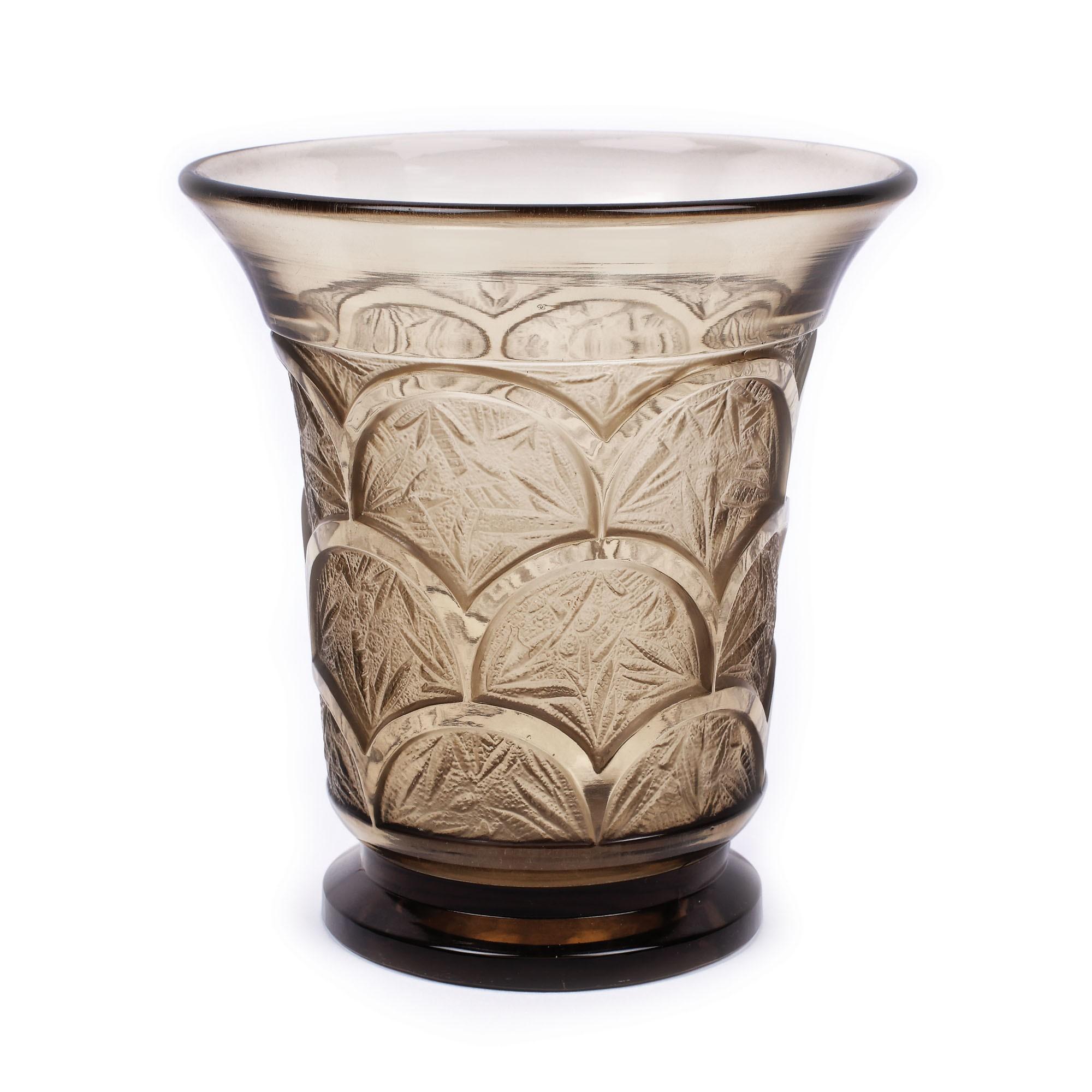Vas din sticlă Verlys, Art Deco, gravat cu acid, cca. 1930