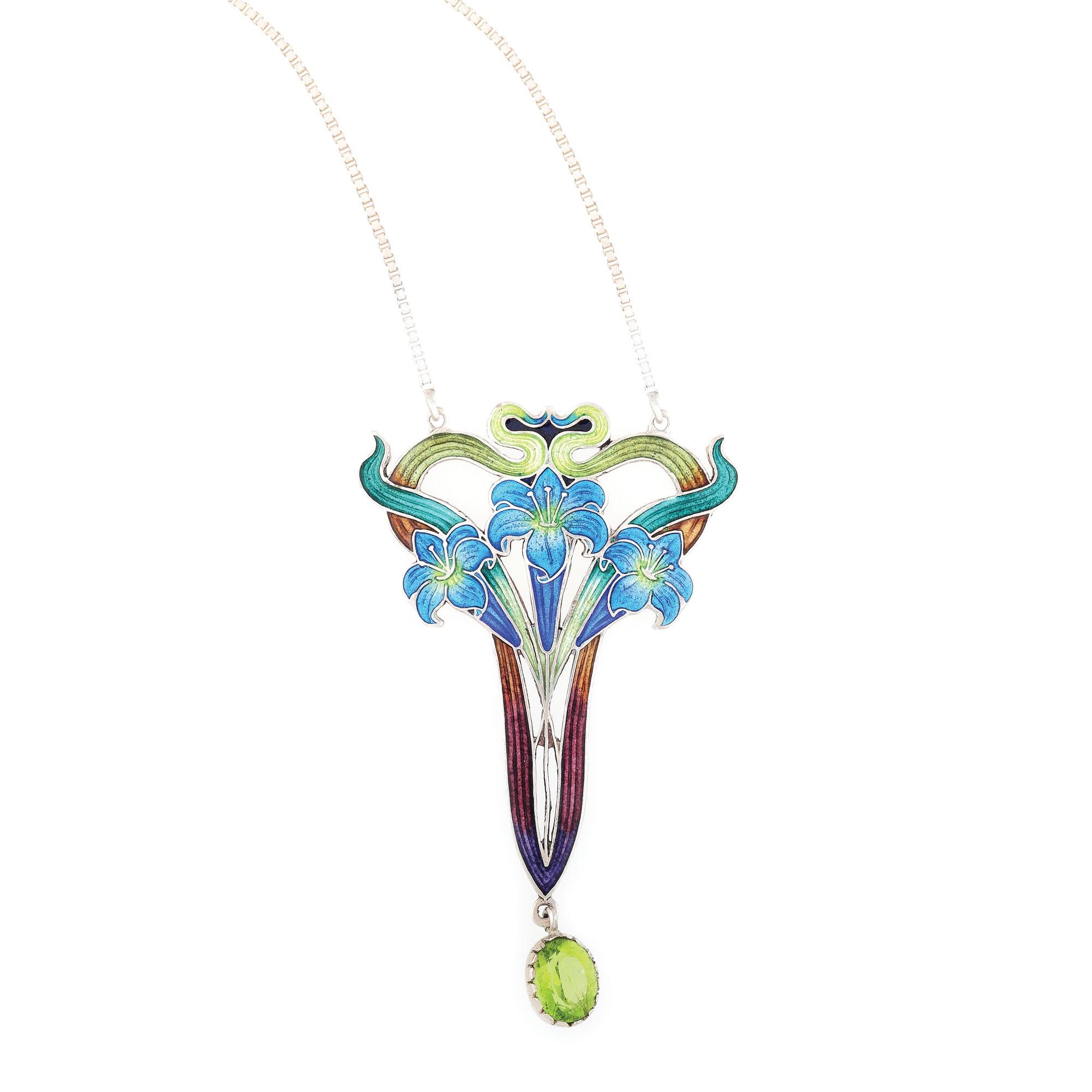 Colier în manieră Art Nouveau, din argint, decorat cu email și un frumos peridot