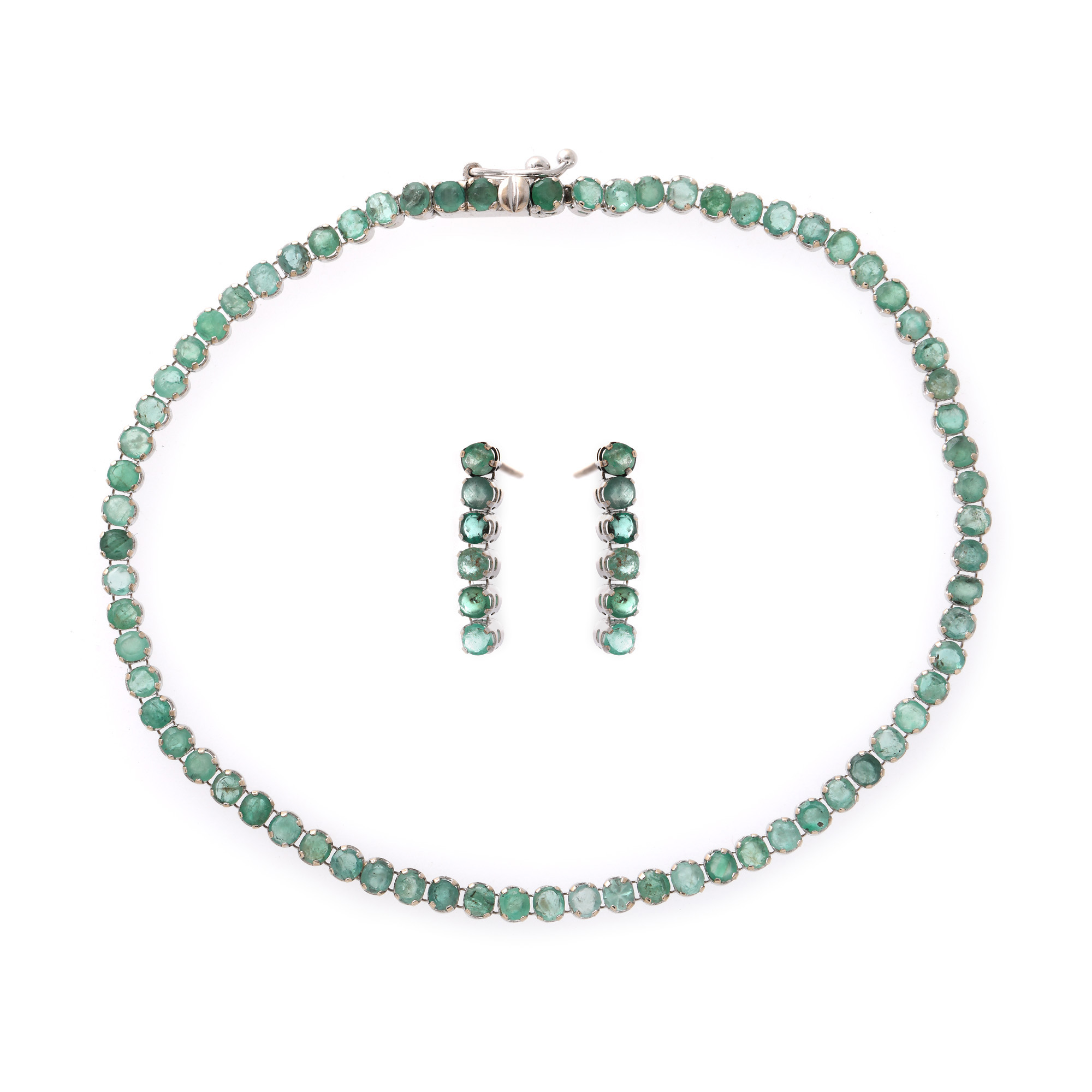 Set Jewels By Erika din aur alb, format din brățară și pereche de cercei, decorat cu smaralde